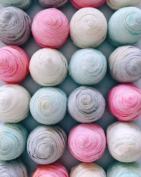 assorted lune cake.jpg