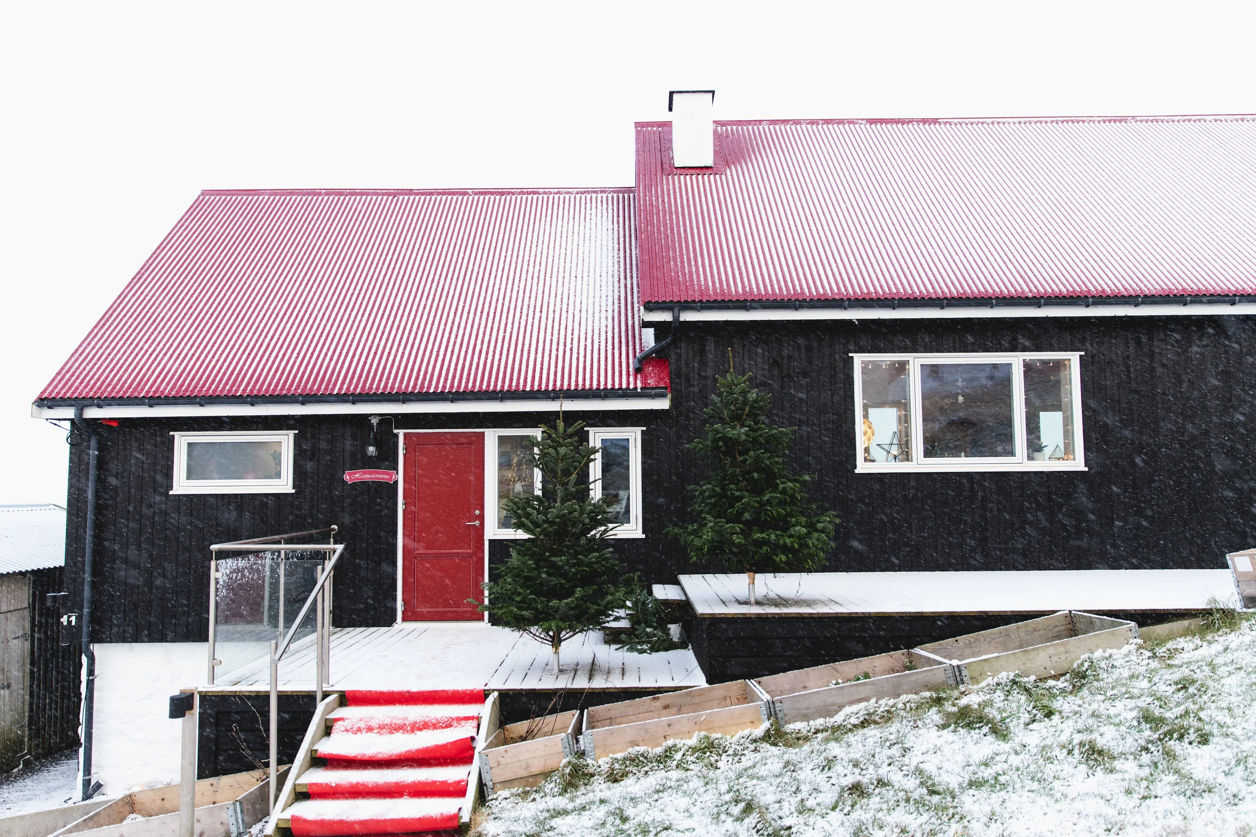 Christmas In The Barn