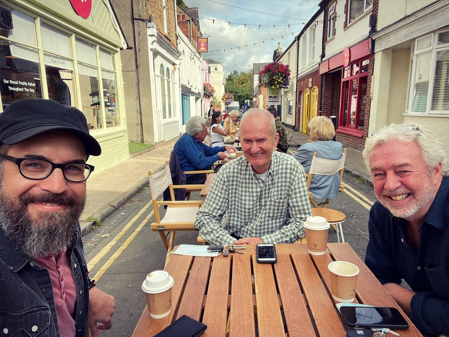 🇬🇧 photo dump 3/3

Cultivating old and new friendships throughout Michaelmas term

1) The legends @jdavidclifton and Andy Piercy

2) @itsryanwhitaker filmed a film (@surprisedbyoxford)

3) Simon Ponsonby and the wonderful @staldatesoxford family

4