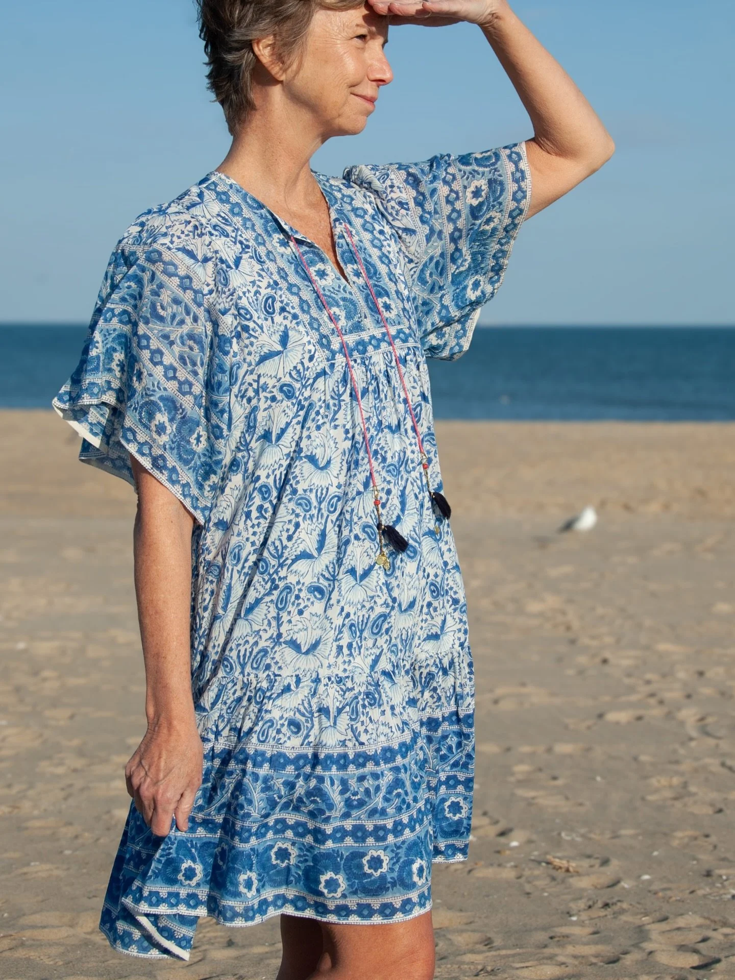 Beach walks in @bellcollection ☀️😍 // see you on the island! 🫶🏼

Open Daily &bull; 10 - 4