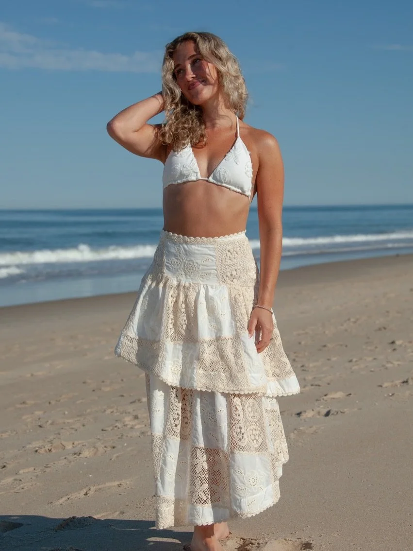 A mermaid bride 🫧🐚 // come shop today! 👙

Open Daily &bull; 10 - 5