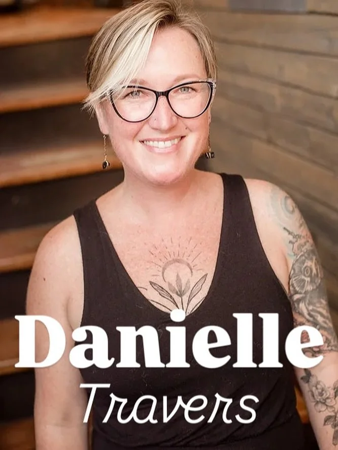 ✨STYLIST SPOTLIGHT✨
@daniellehollifield 
Danielle is an artist with a passion for people.
Behind the chair, her creative vision is best expressed by enhancing ones natural beauty.
No length or texture of hair is off limits. Her training in hair cutti
