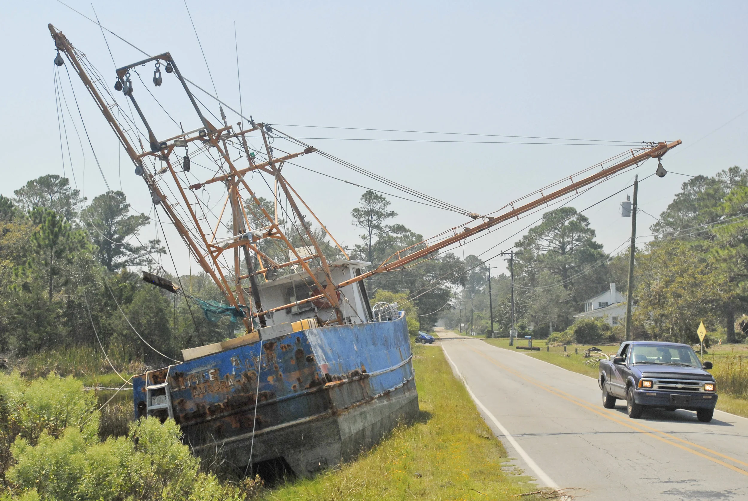 ATLANTIC TRAWLER AFTER IRENE-DR.jpg