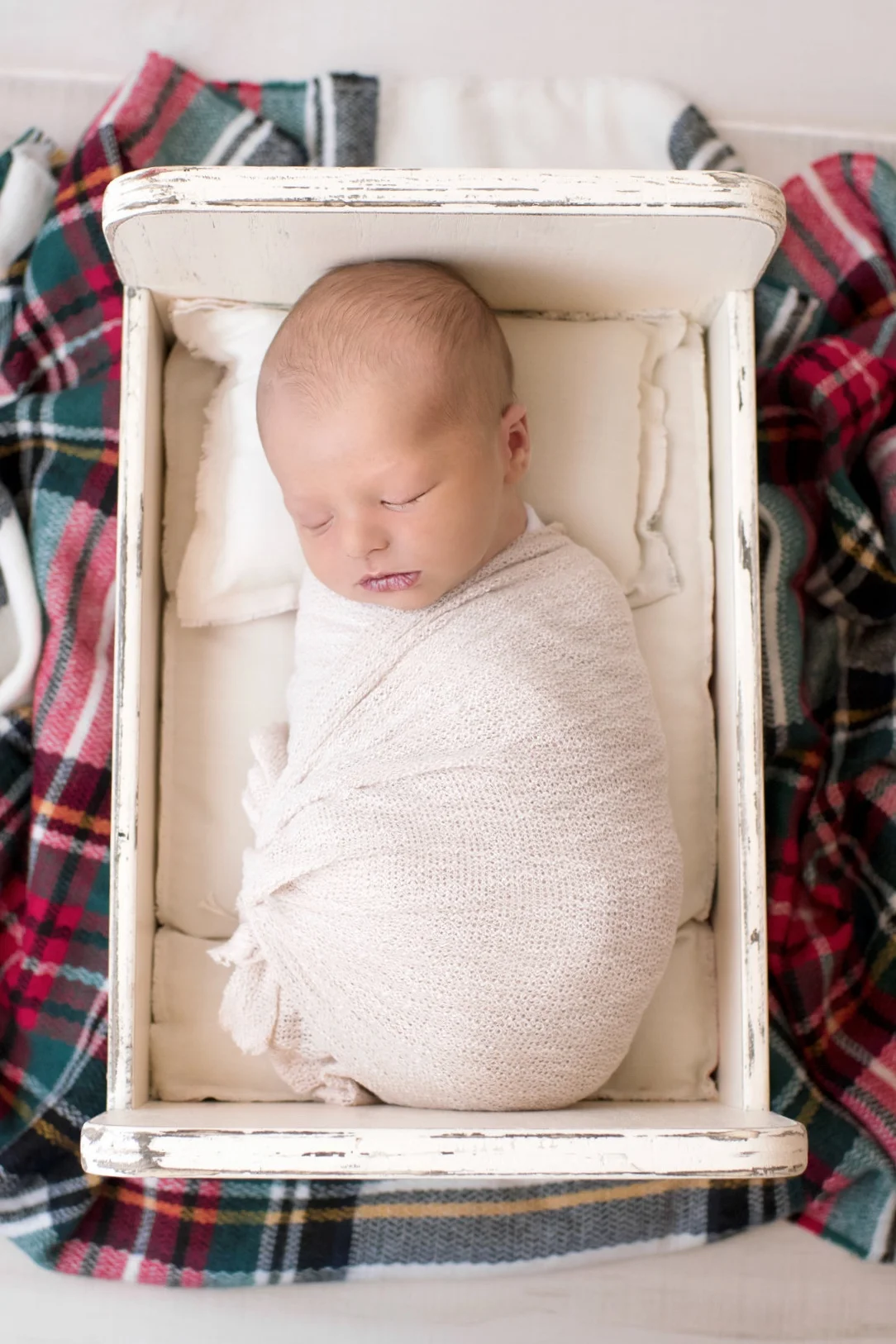 James' Newborn Session with Video