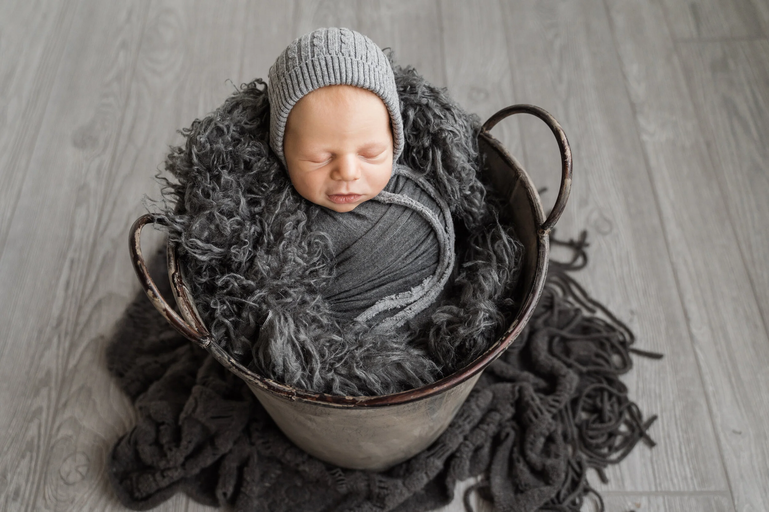 Carson's Newborn Photo Session Sneak Peeks