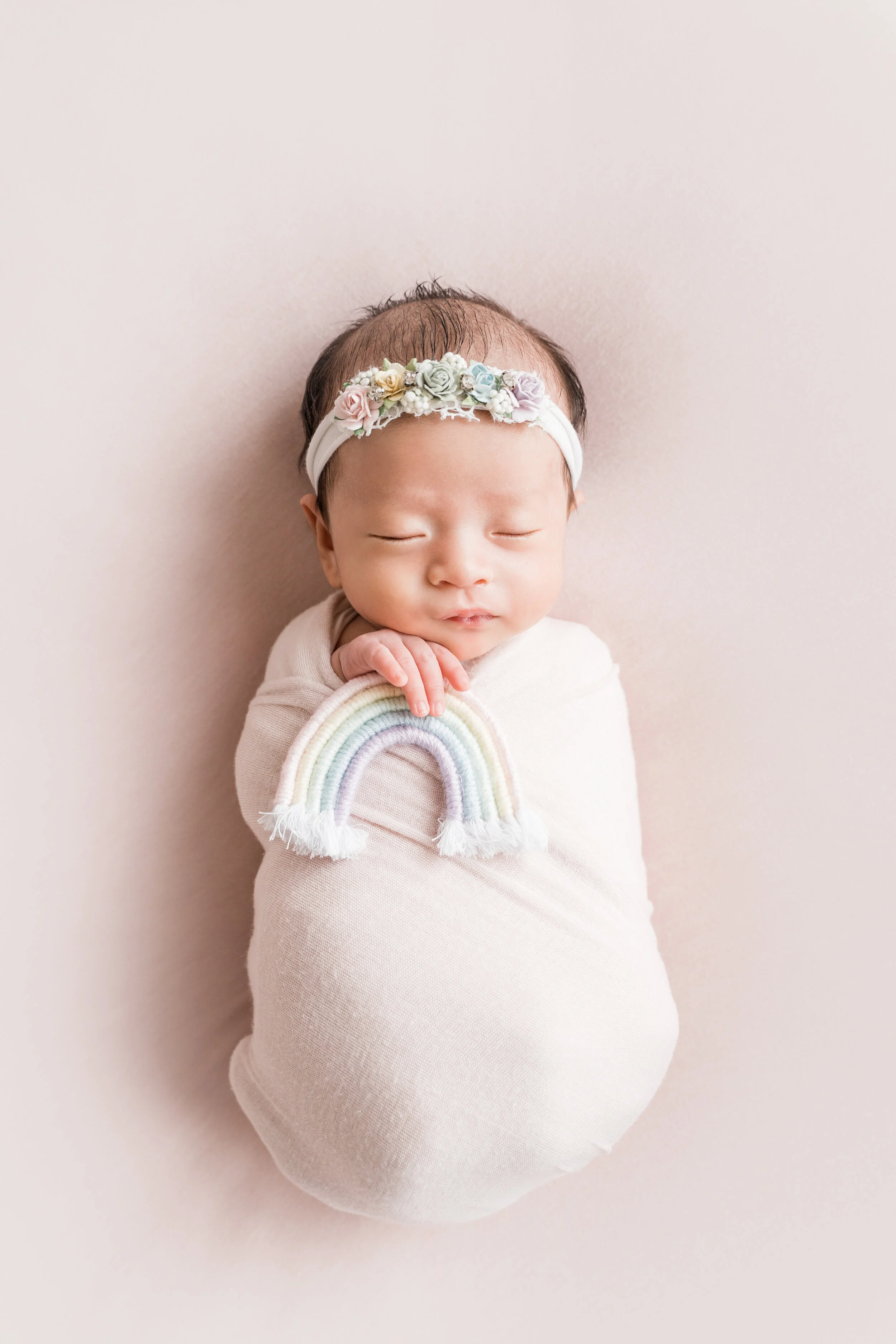 Gigi's Newborn Sneak Peeks