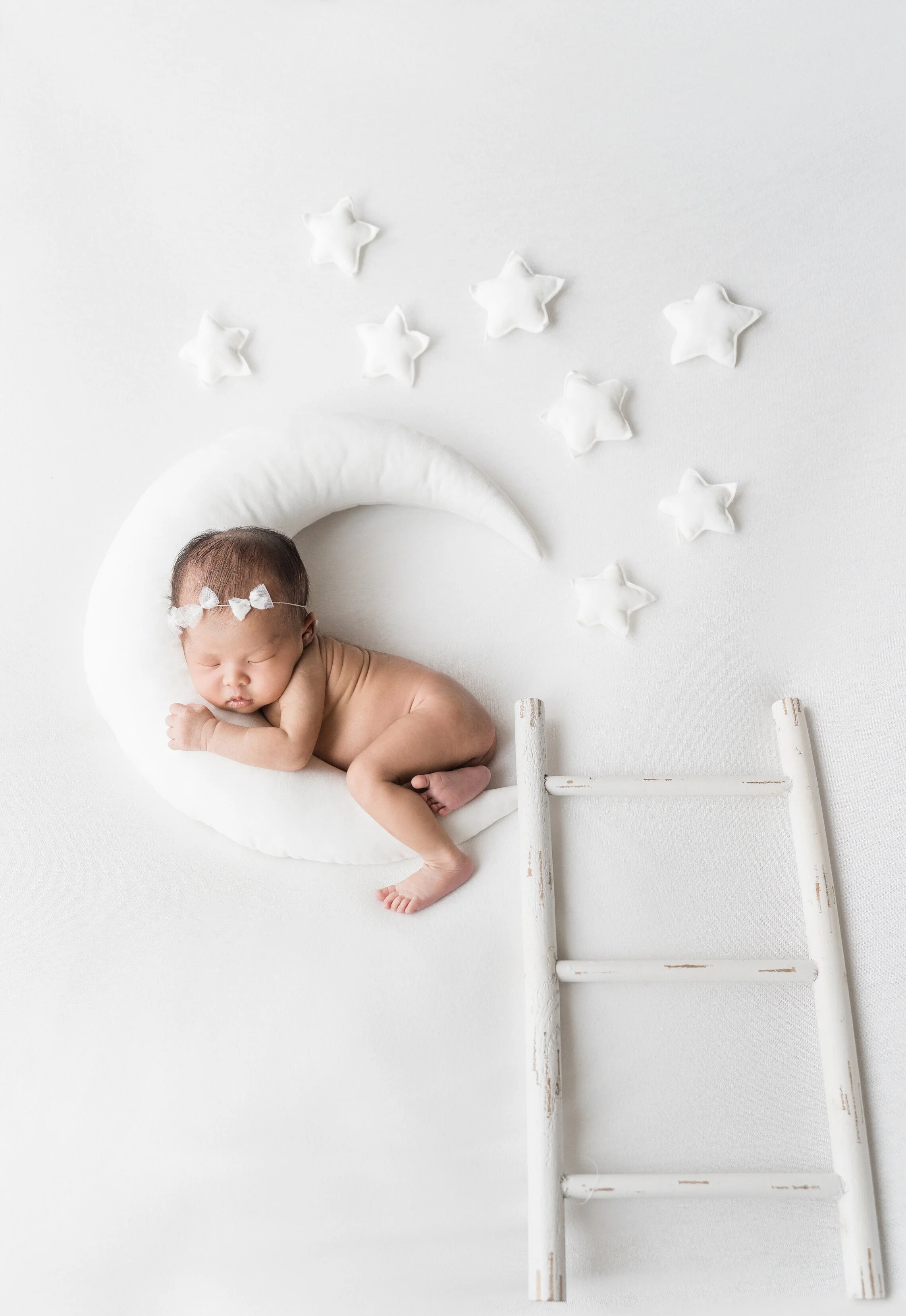 Olivia's Newborn Sneak Peeks