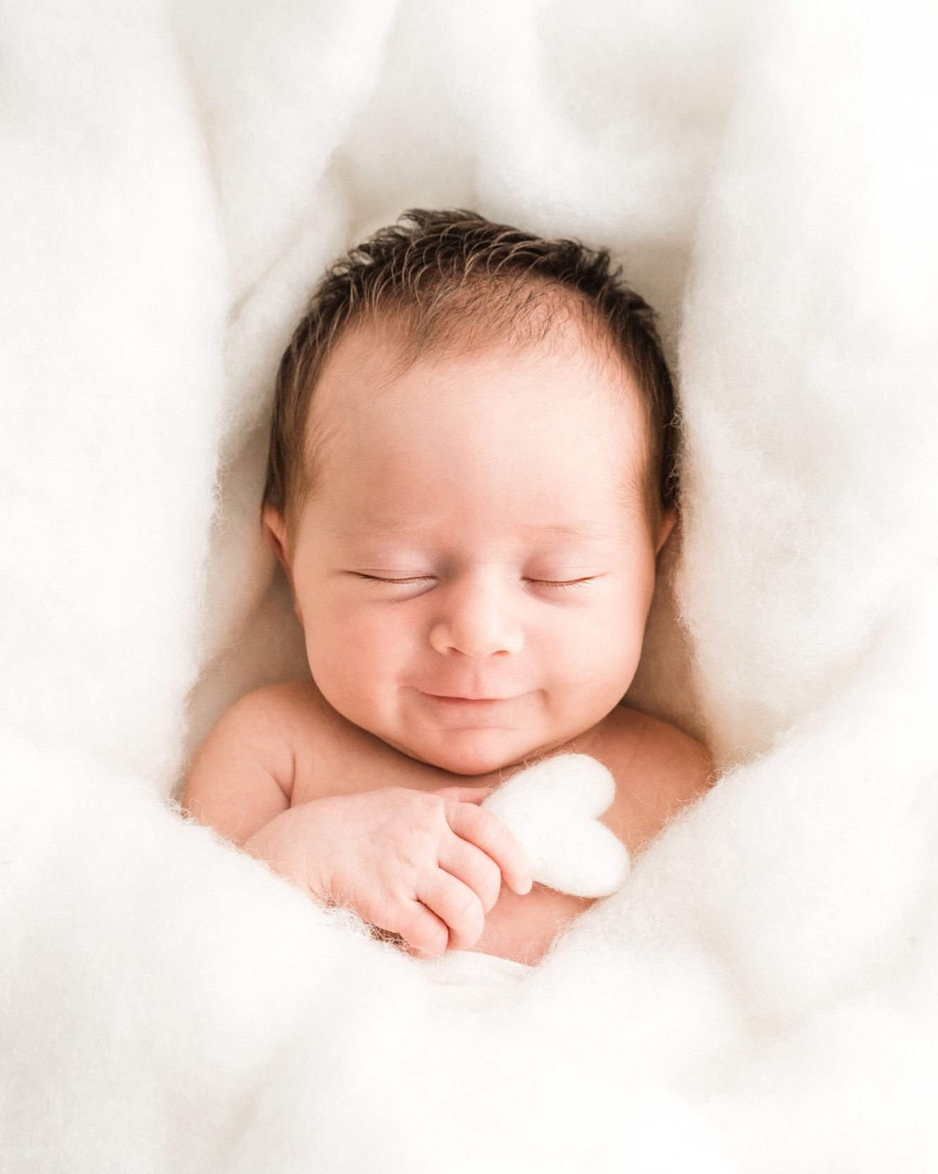 Lily's Newborn Lifestyle Photo Session Sneak Peeks