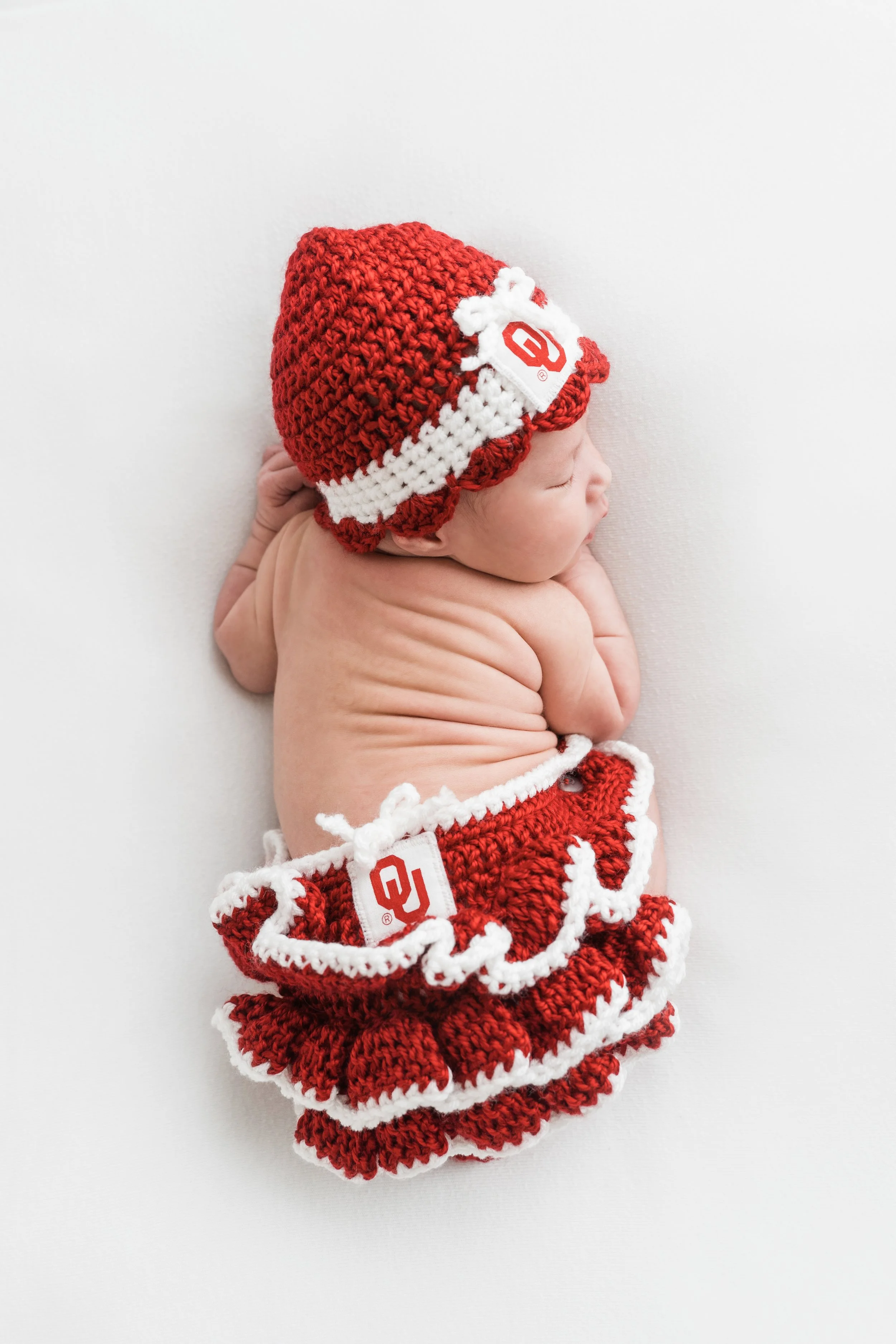 Jansen's Newborn Session Sneak Peeks