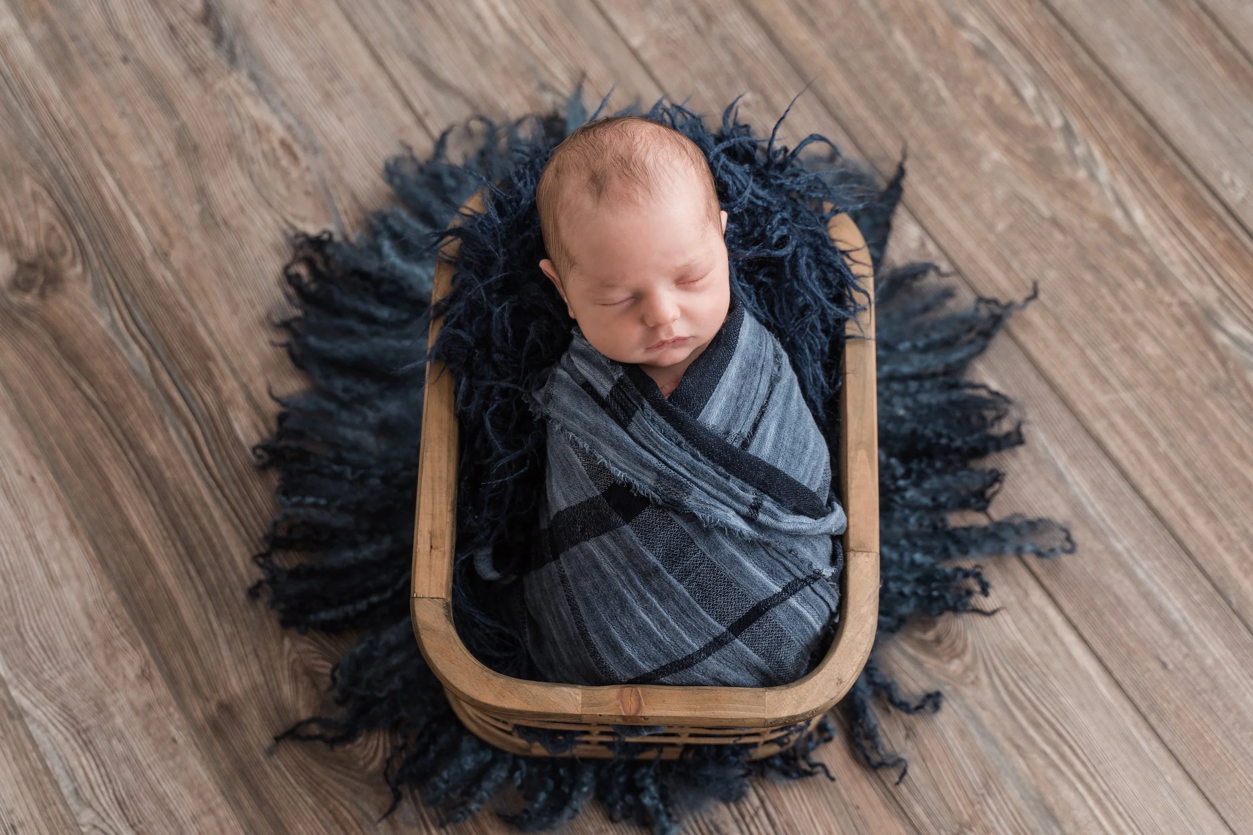 Abraham's Newborn Sneak Peek Photos