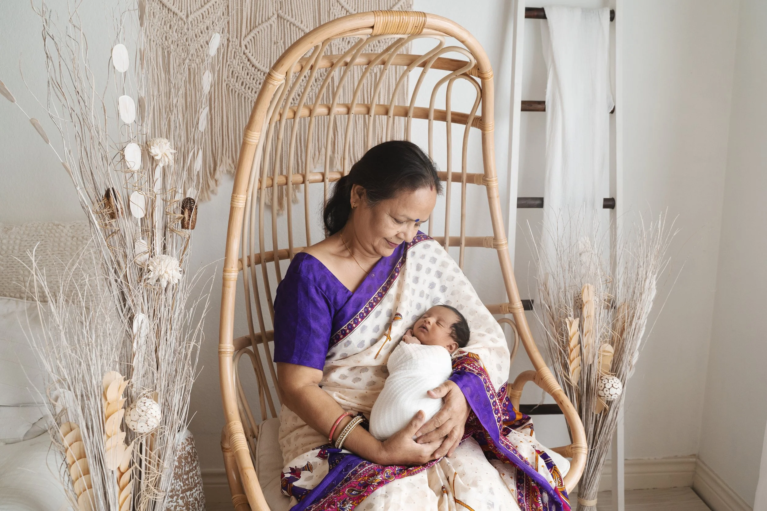 Arav's Newborn Sneak Peek Photos