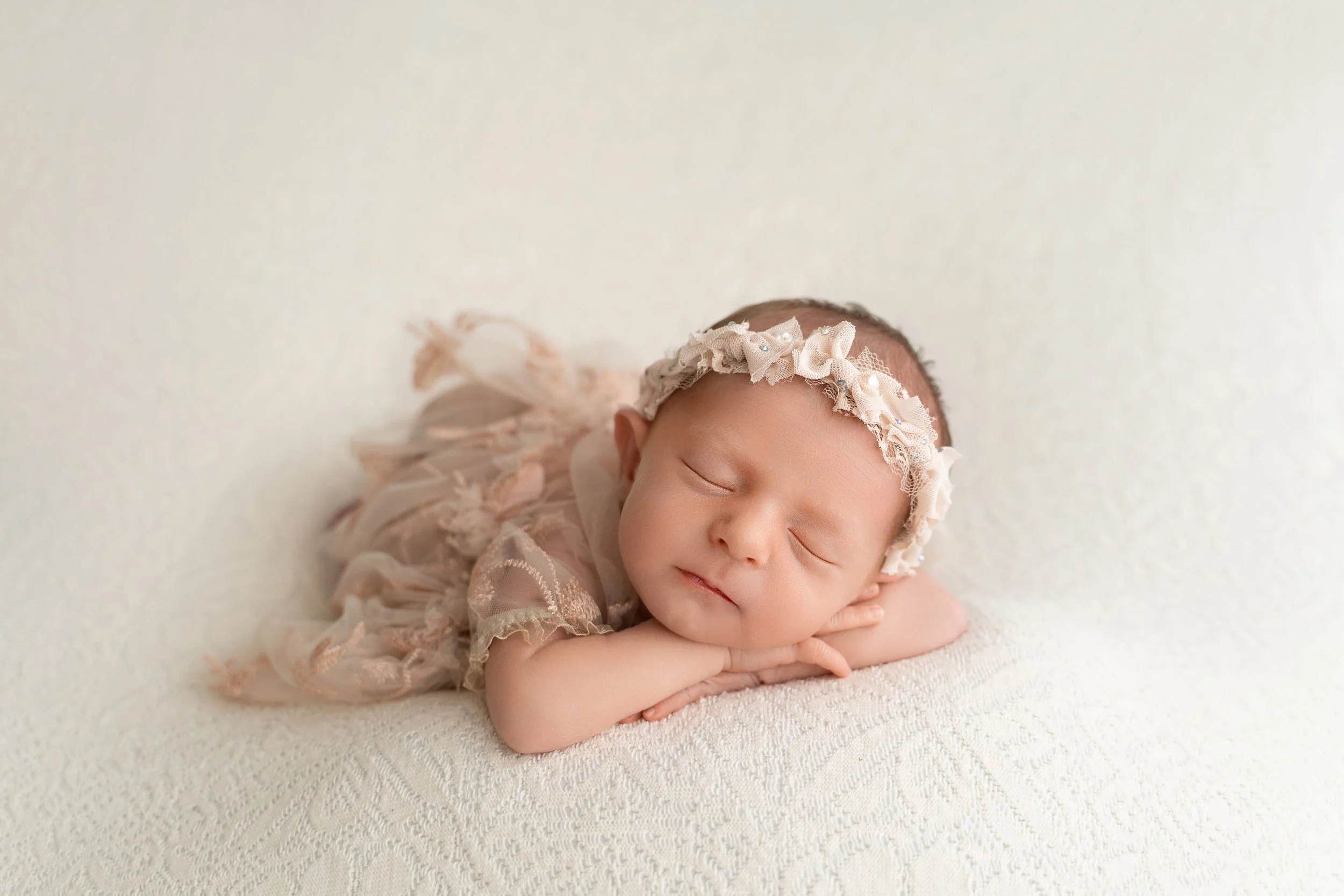 Freya's Newborn Sneak Peeks