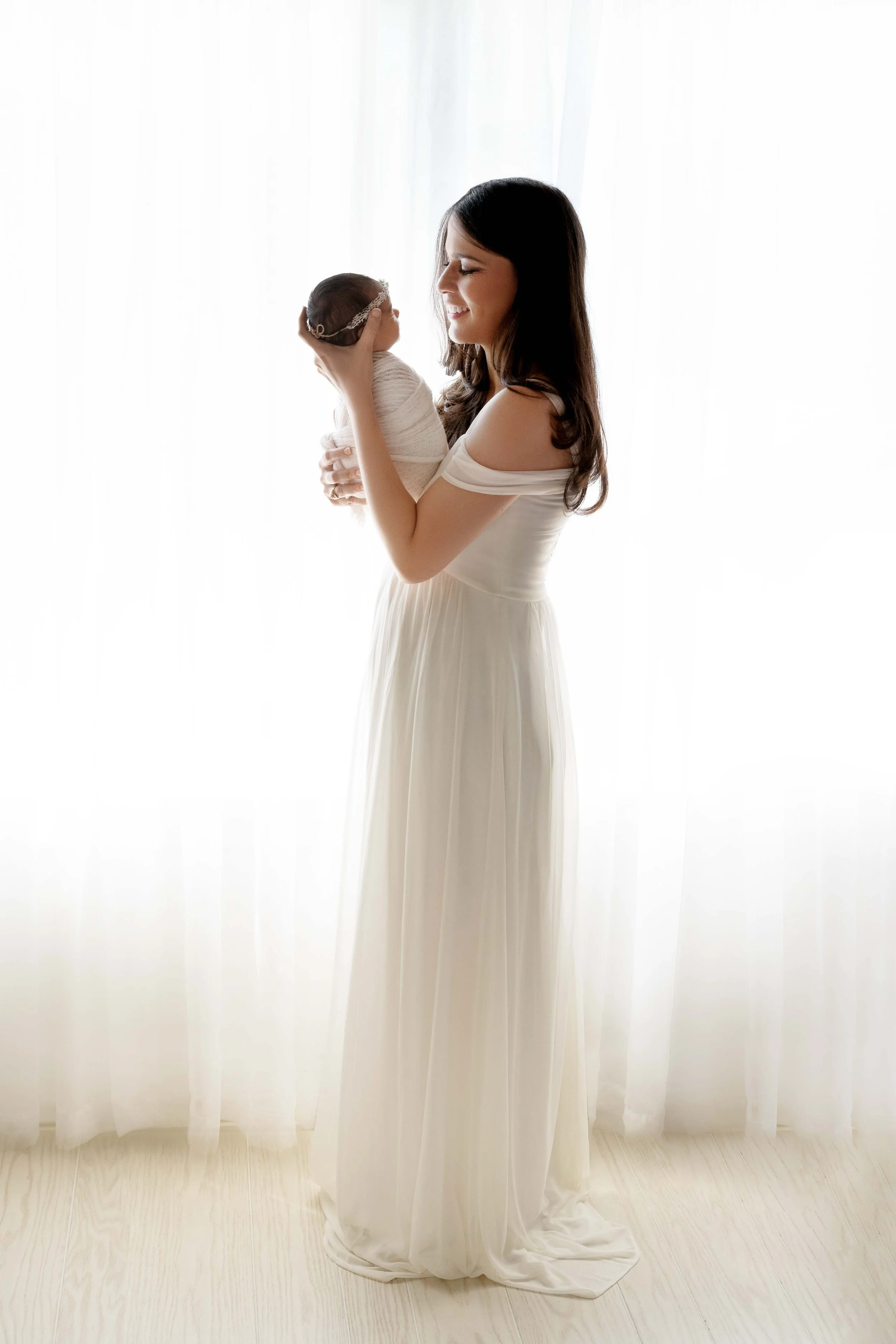 Alaia's Newborn Sneak Peeks