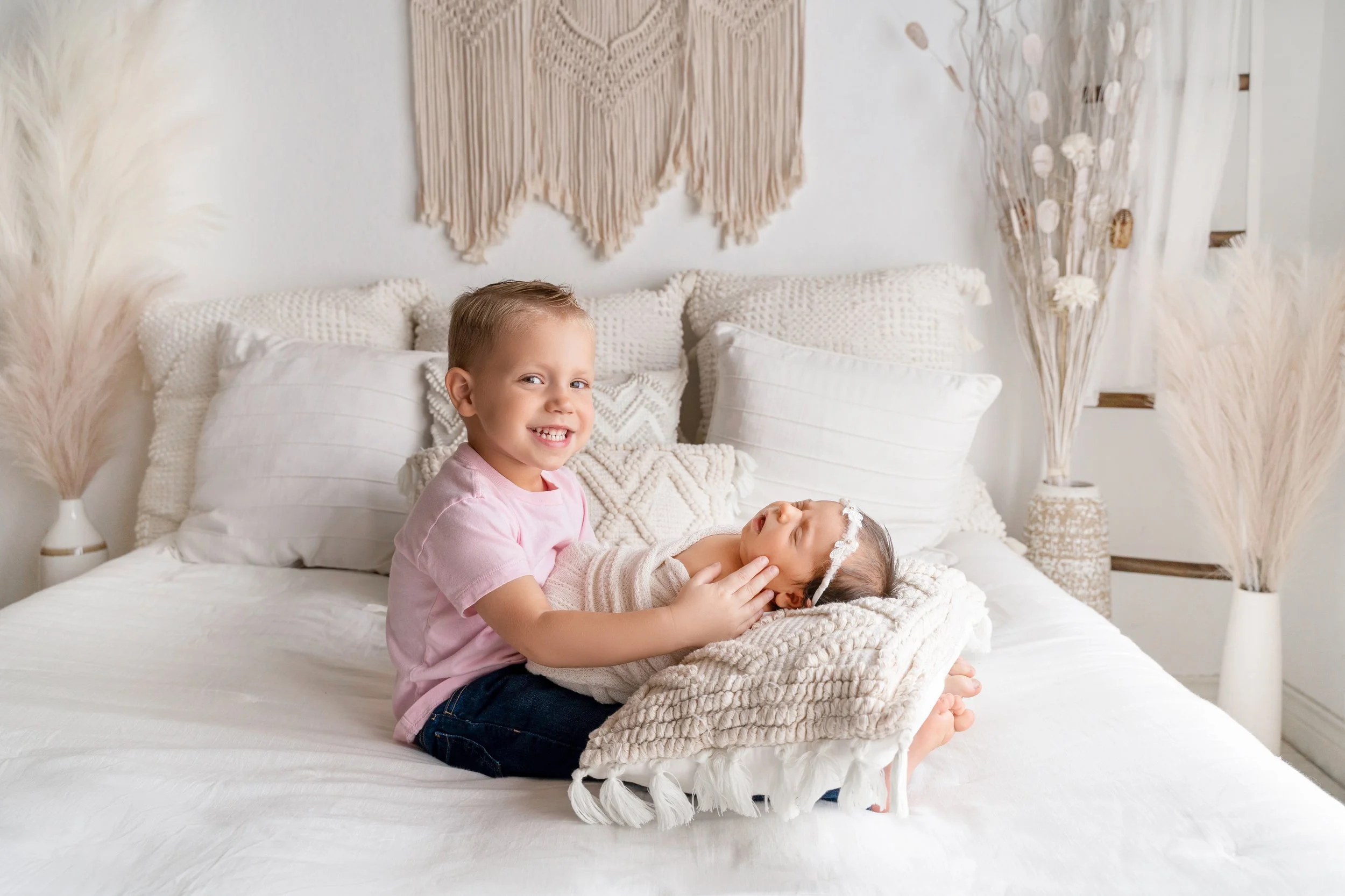 Ryan Grace Newborn Sneak Peeks