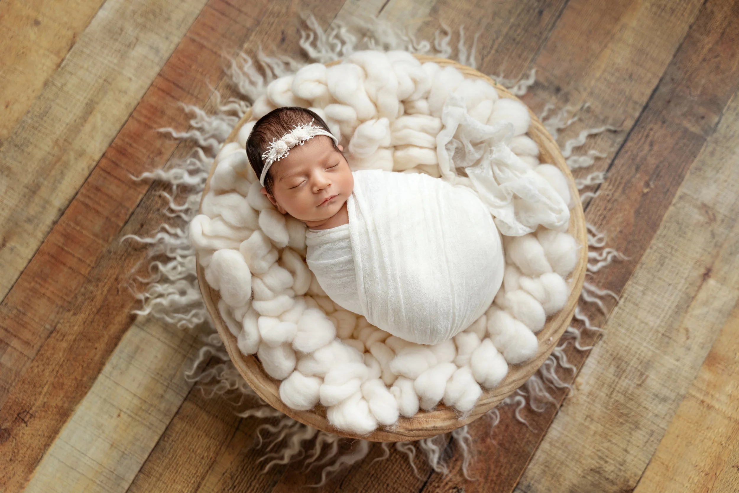 Emma's Newborn Sneak Peeks