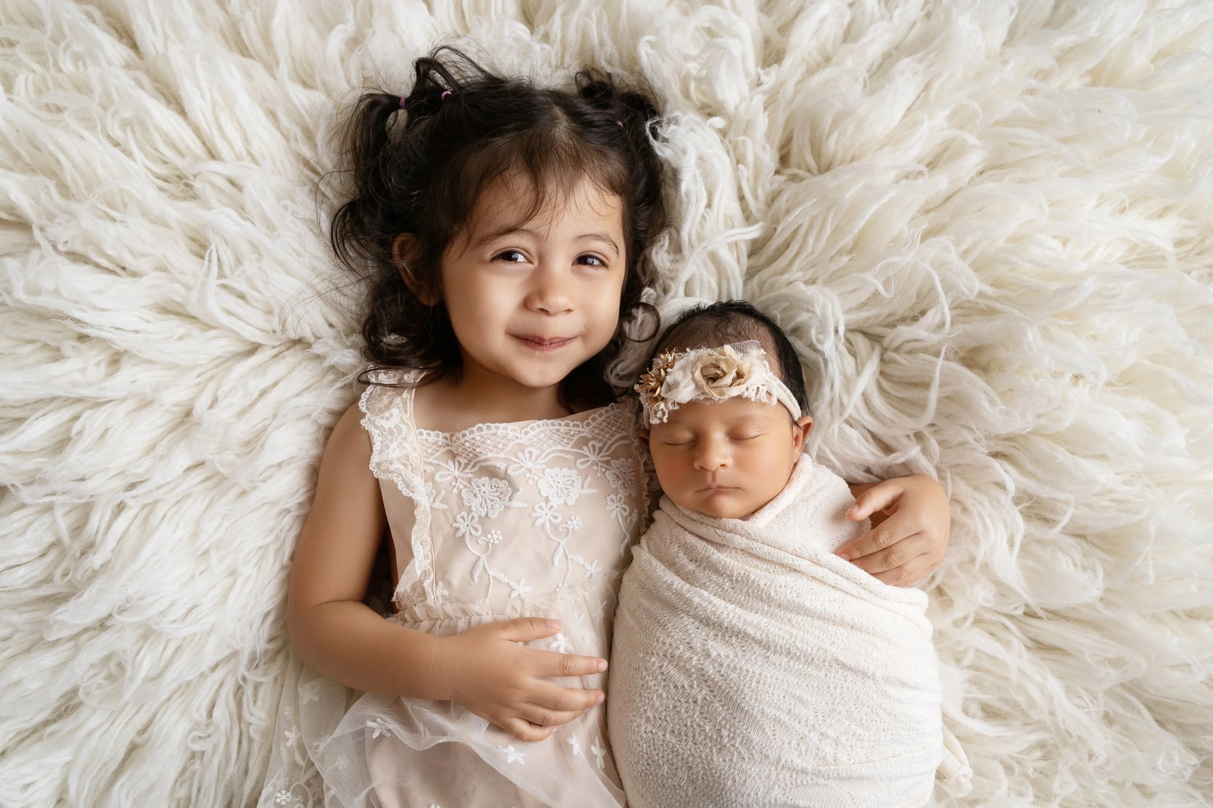 Tamara's Newborn Sneak Peeks