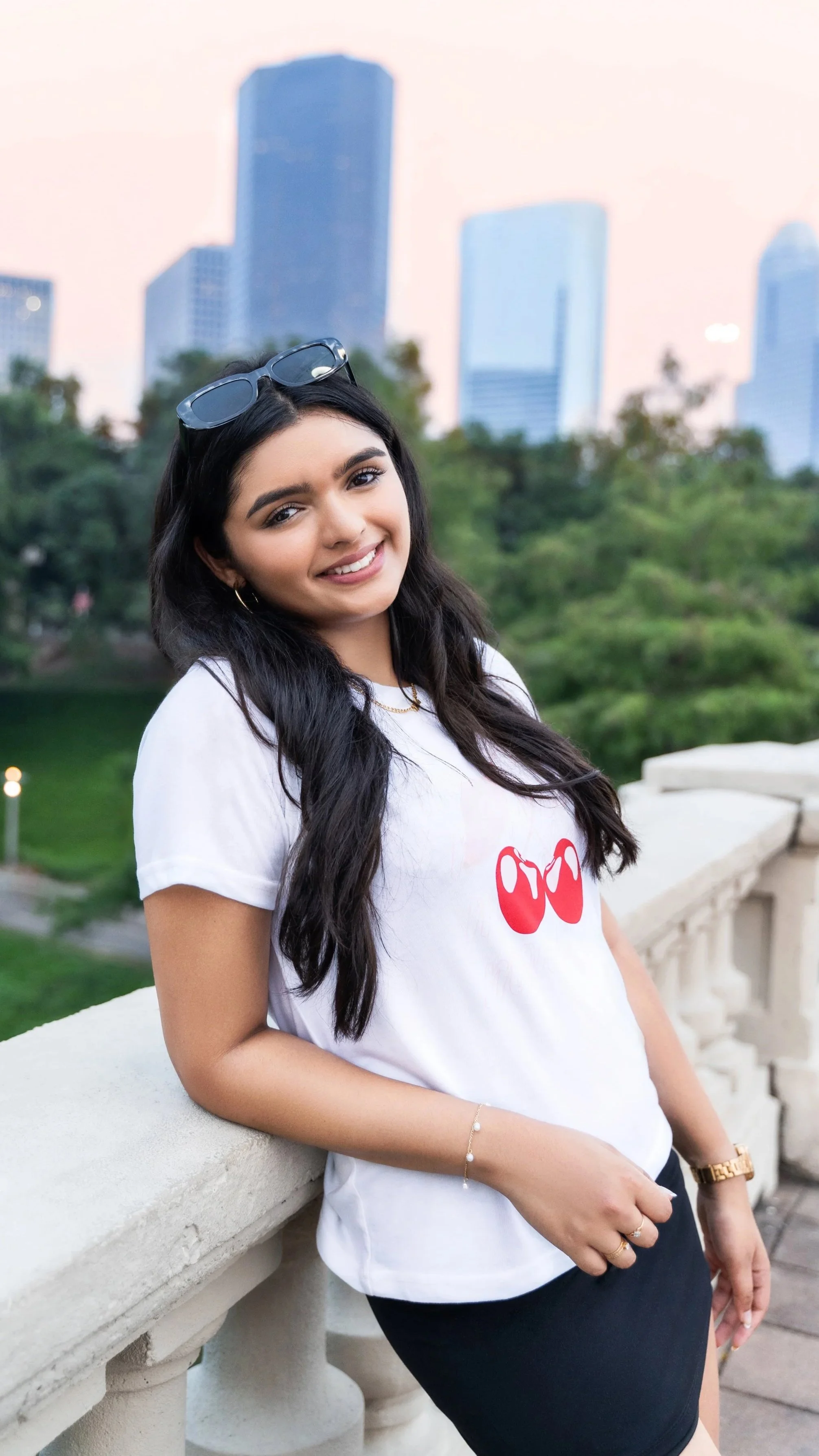 Rajvi+HS+Senior+May+2024-27.jpg