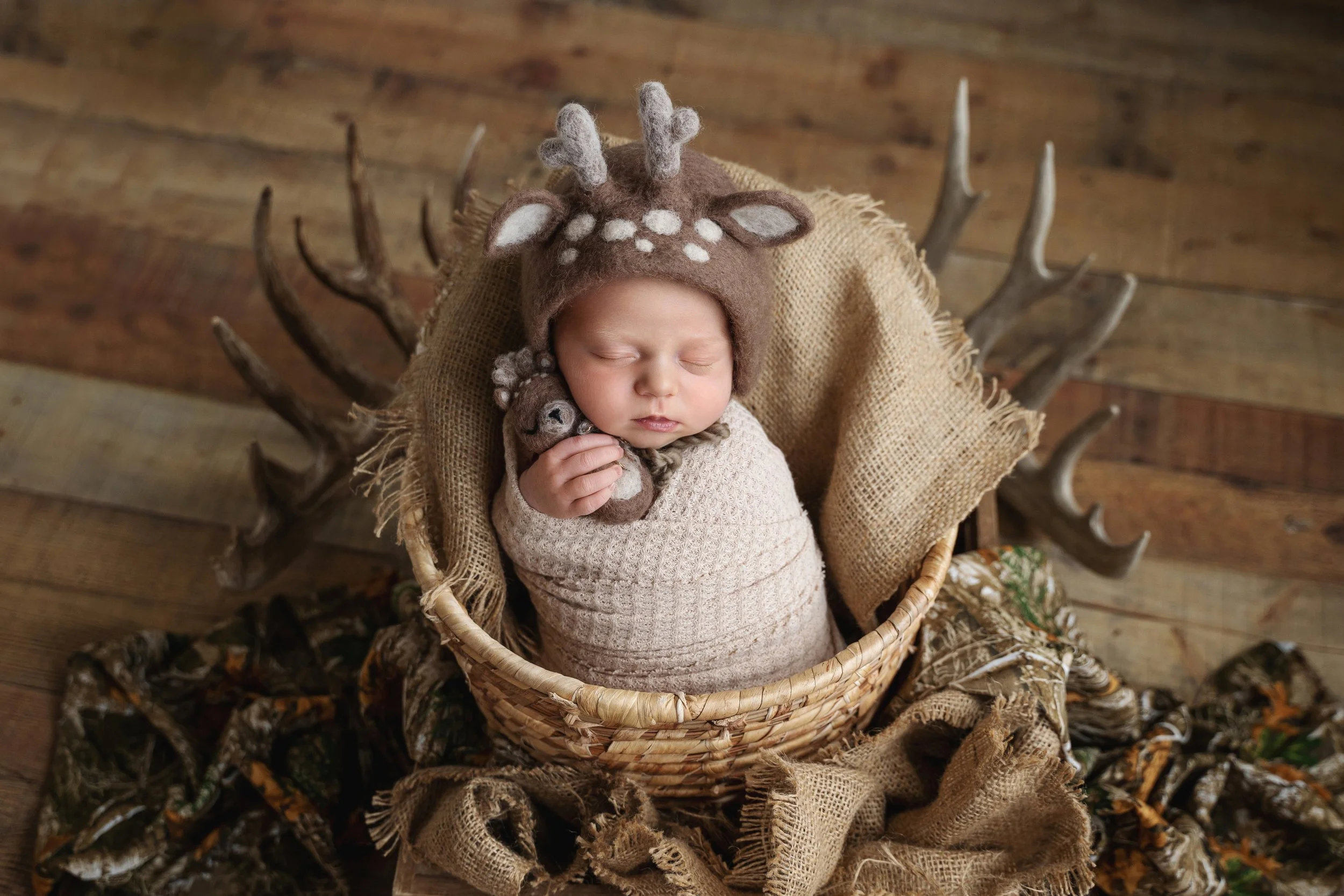 Harley newborn day 15 May 2022-14.jpg