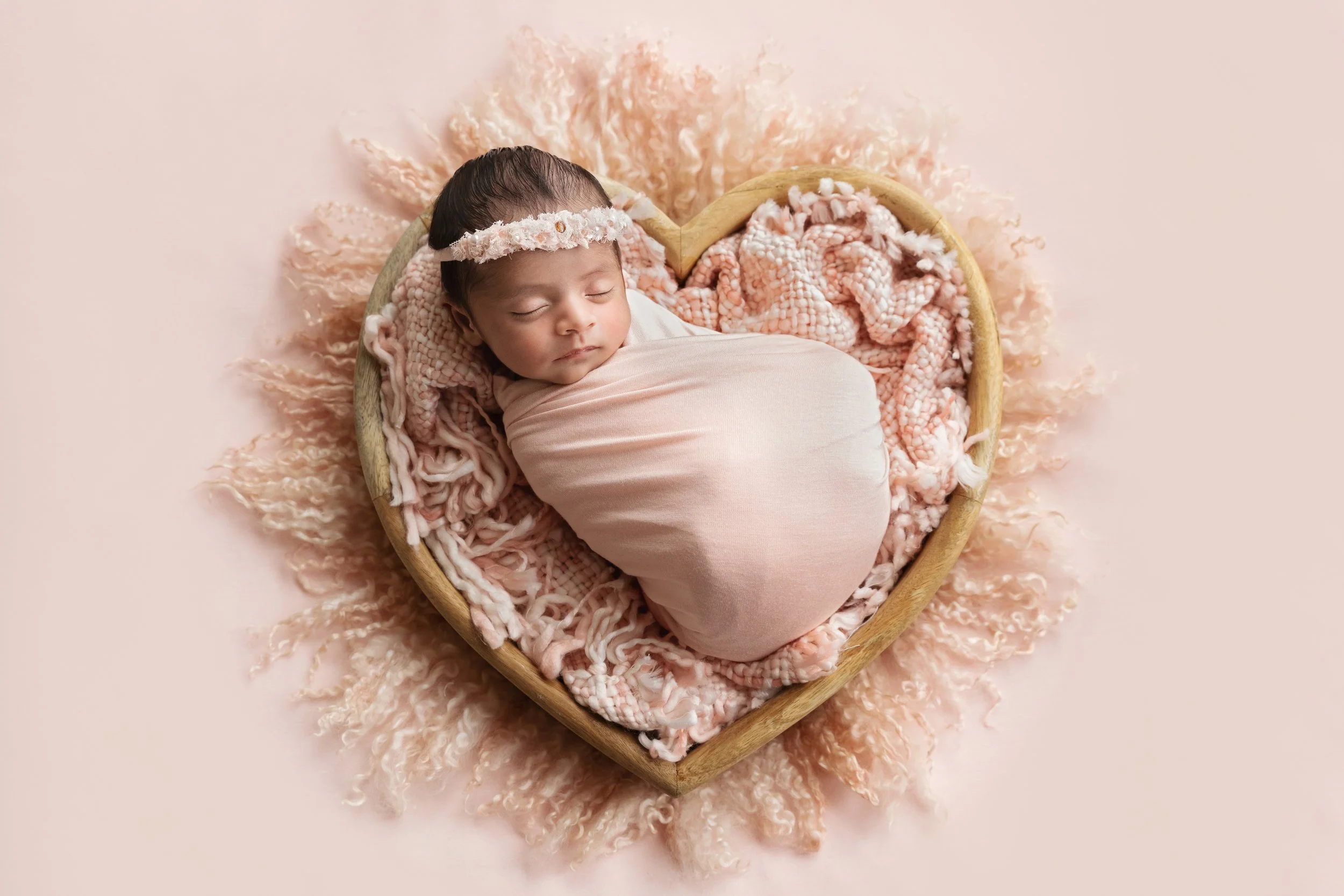 Isha newborn 20 days old August 2022-41.jpg