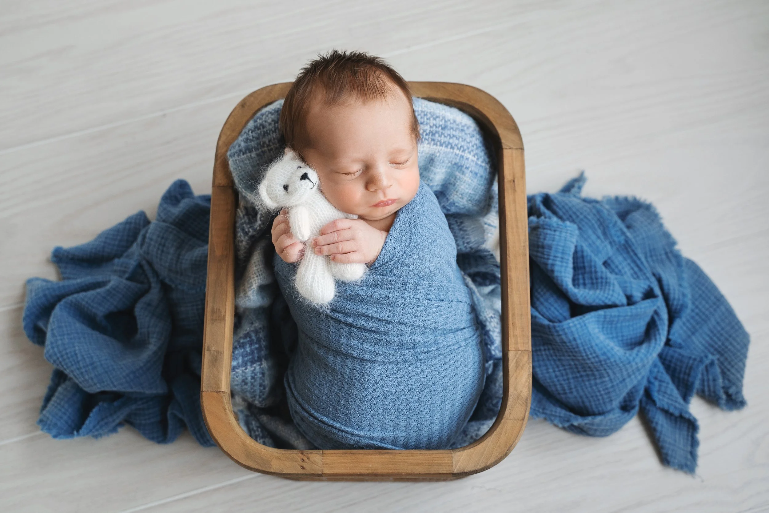 Lucas newborn 12 days old May 2022-36.jpg