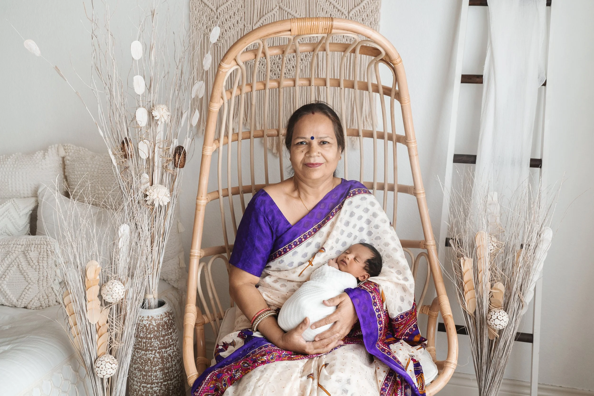Arav newborn 16 days June 2022-4.jpg