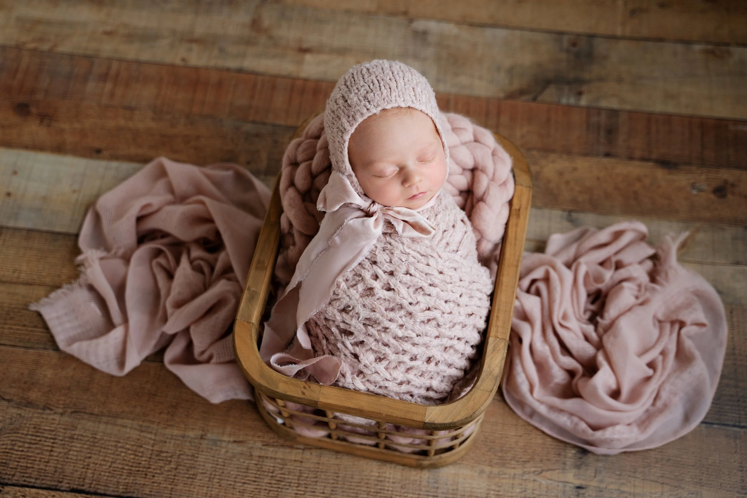 Harley newborn day 15 May 2022-5.jpg