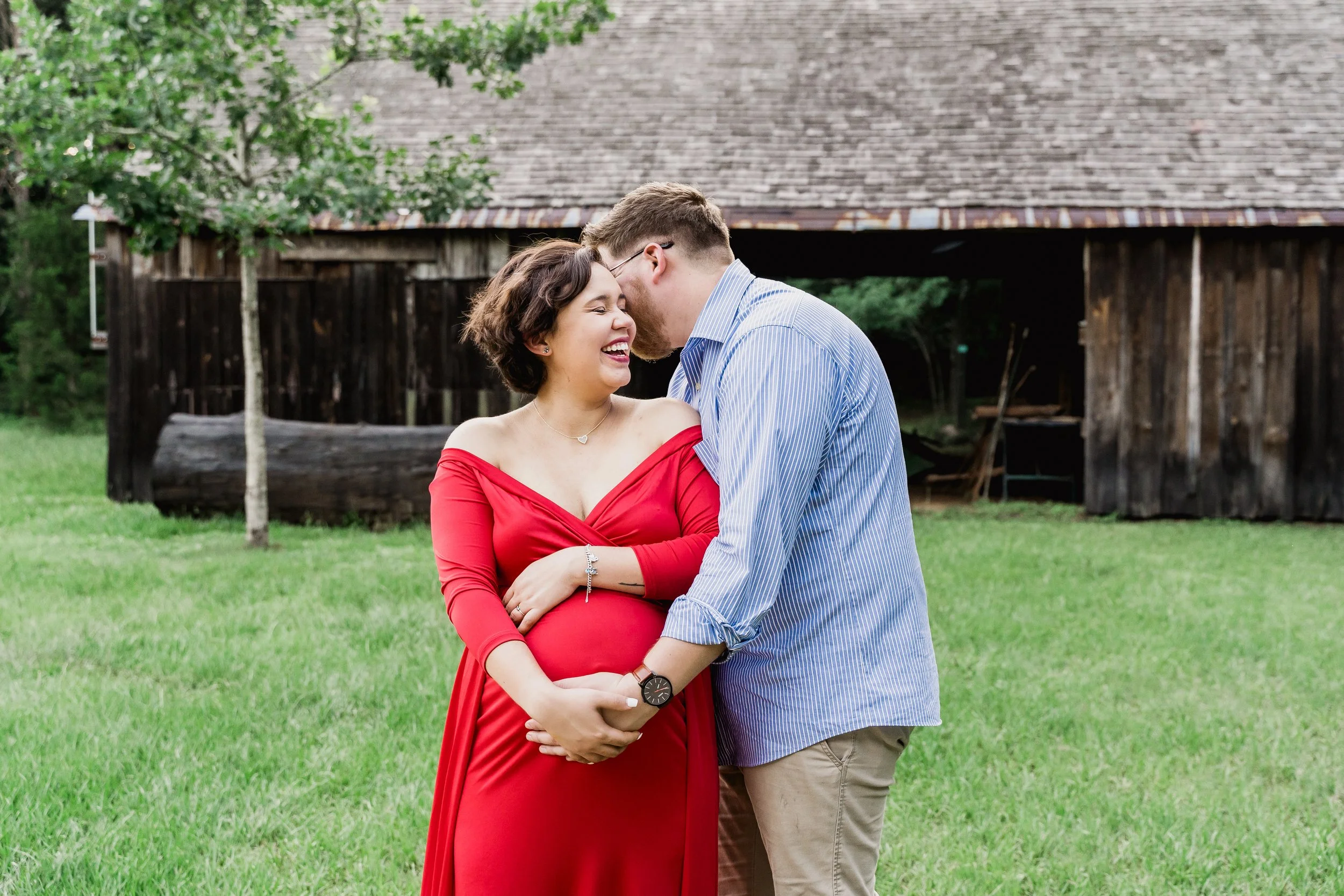 Alexandria and Chris maternity May 2021-28.jpg