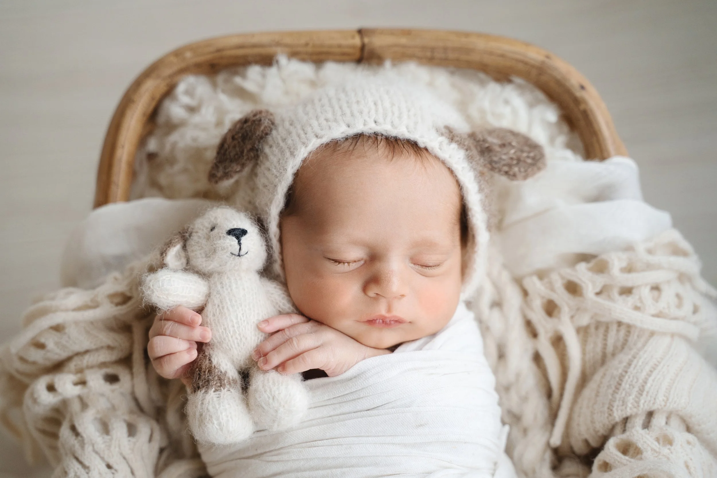 Lucas newborn 12 days old May 2022-41.jpg