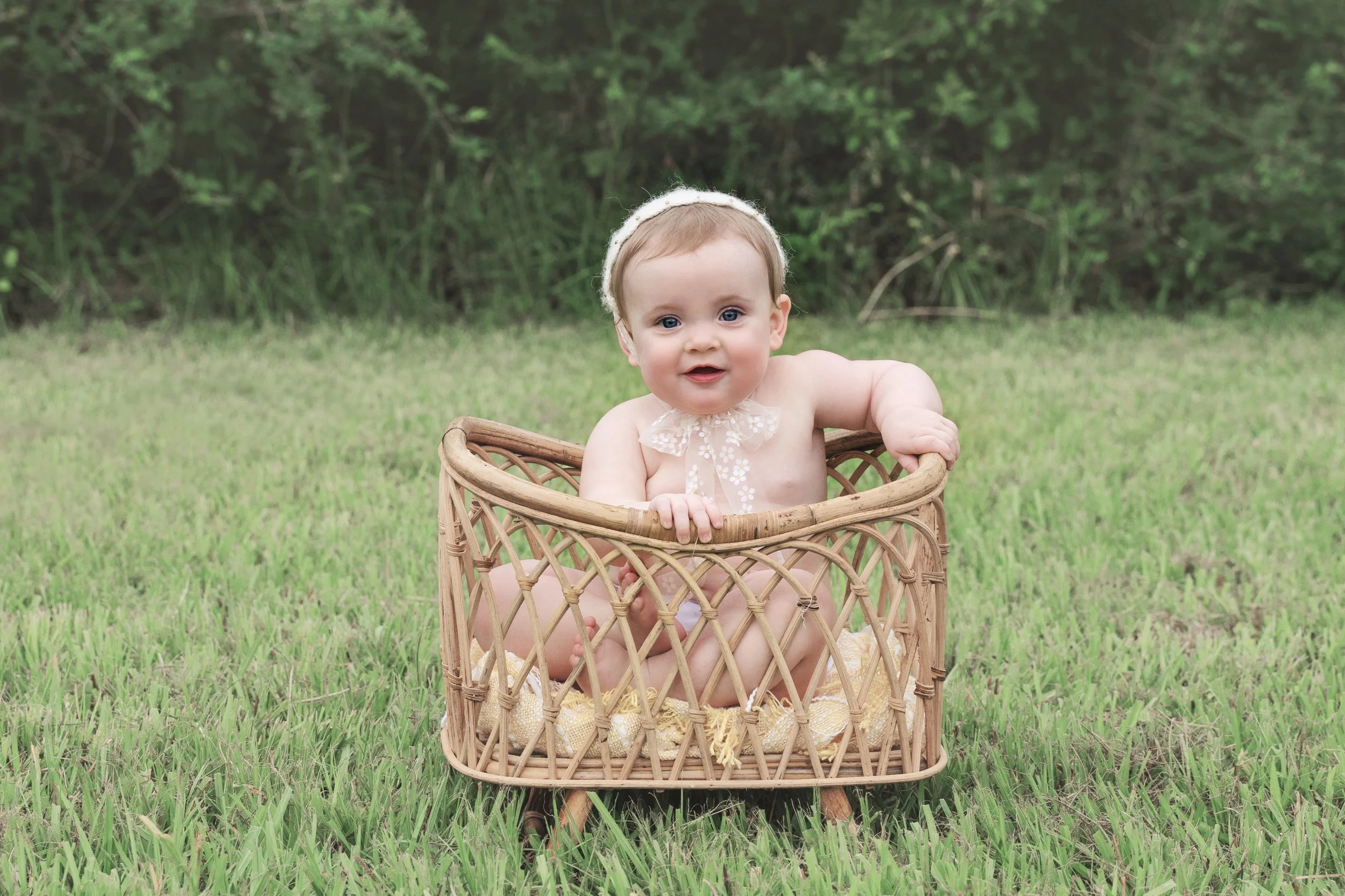 Kate 1 Year May 2022-18.jpg