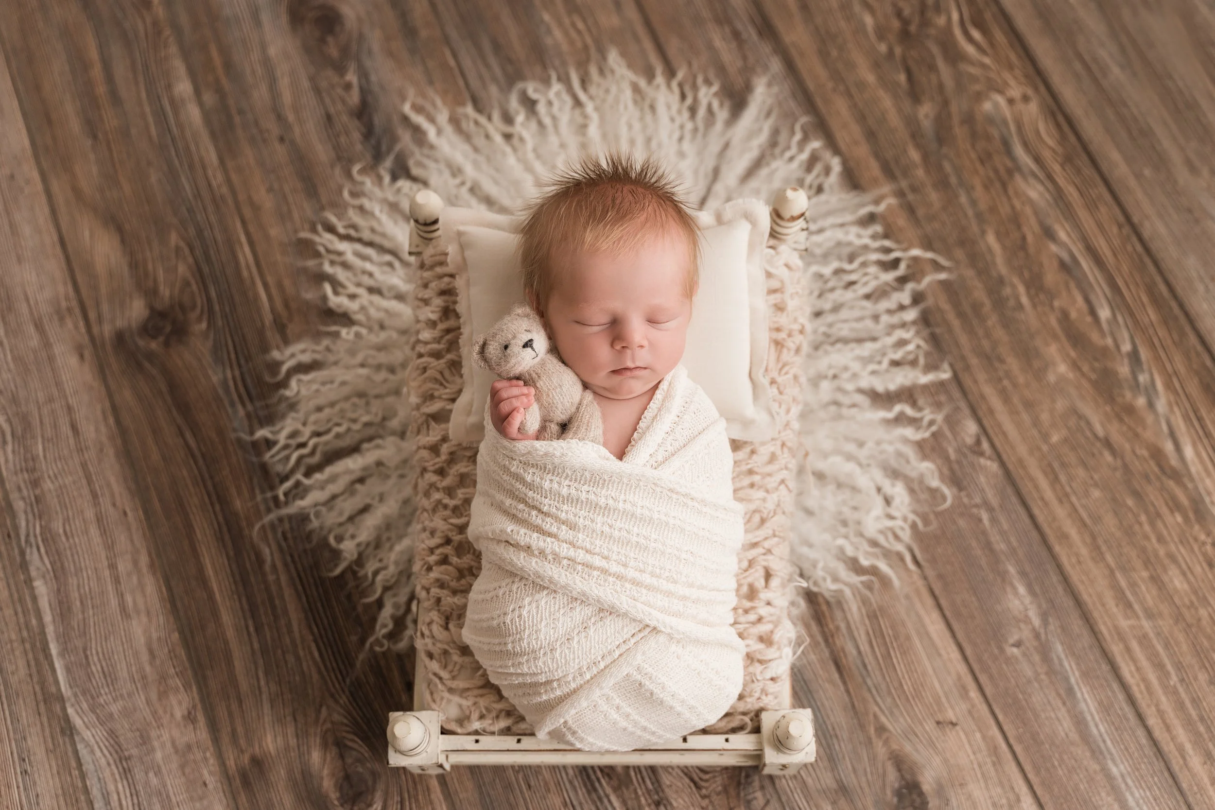 Andrew NB 15 days old Feb 2022-16.jpg
