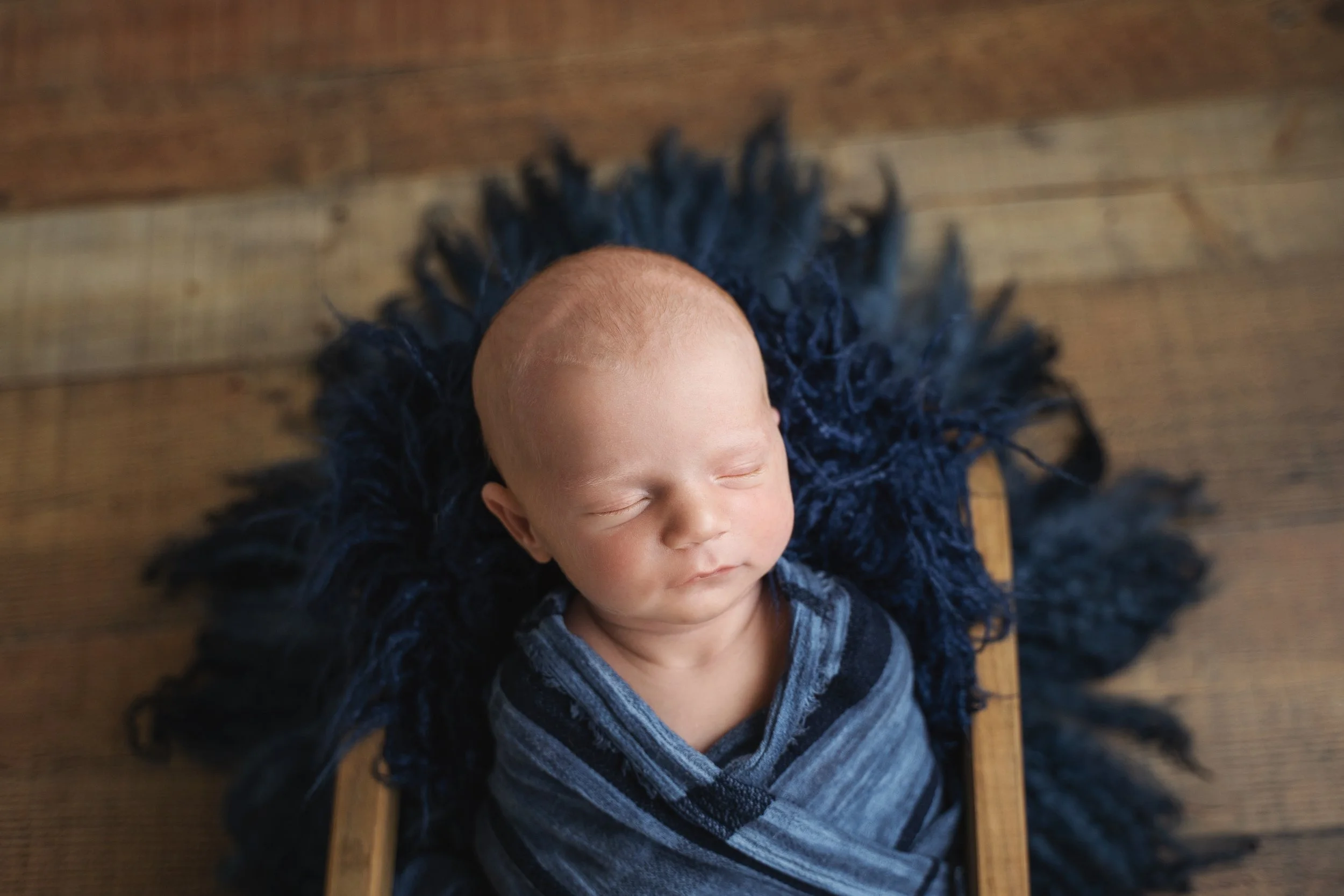 Owen Newborn 14 days June 2022-11.jpg