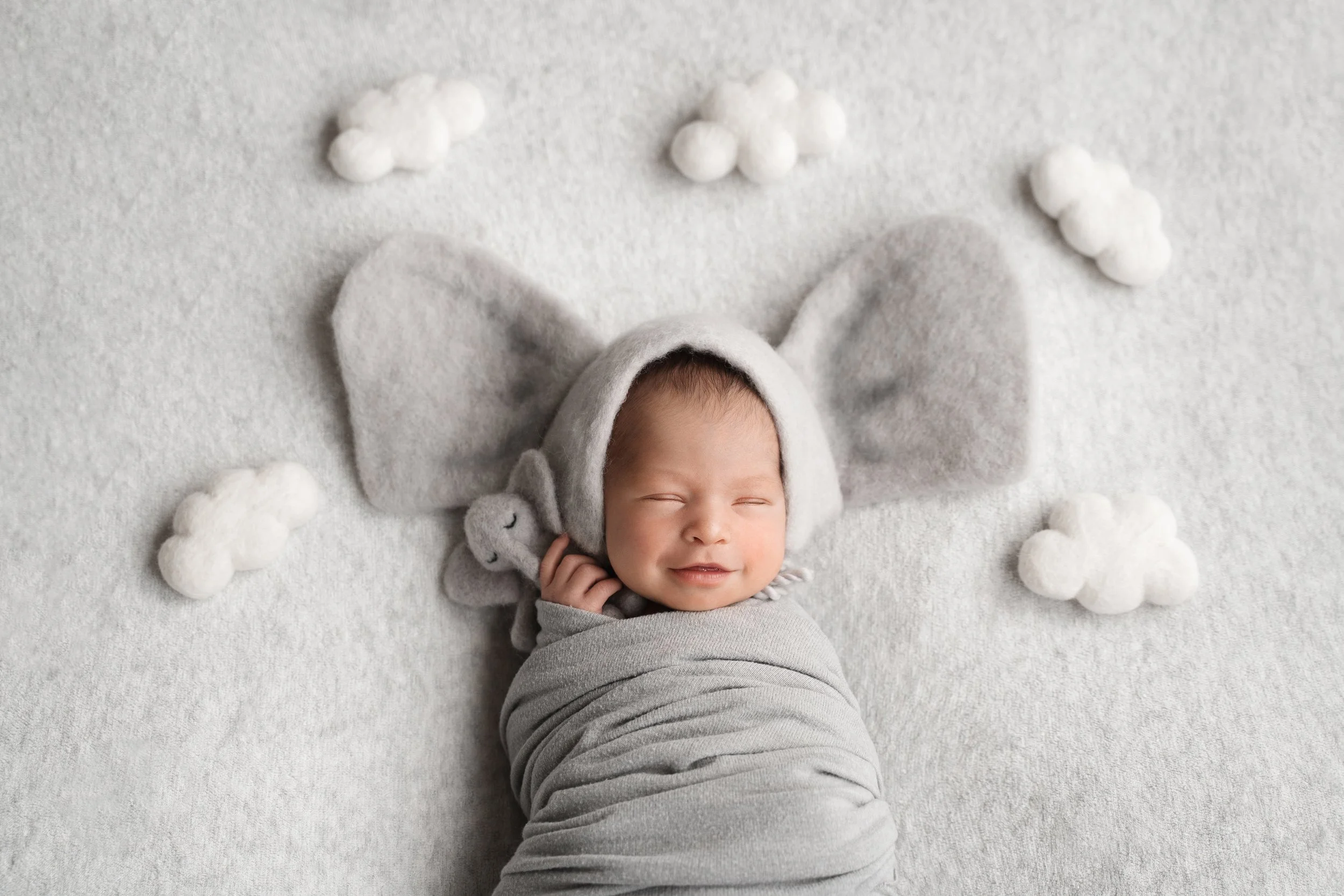 Giselle newborn 8 days old June 2022-4.jpg