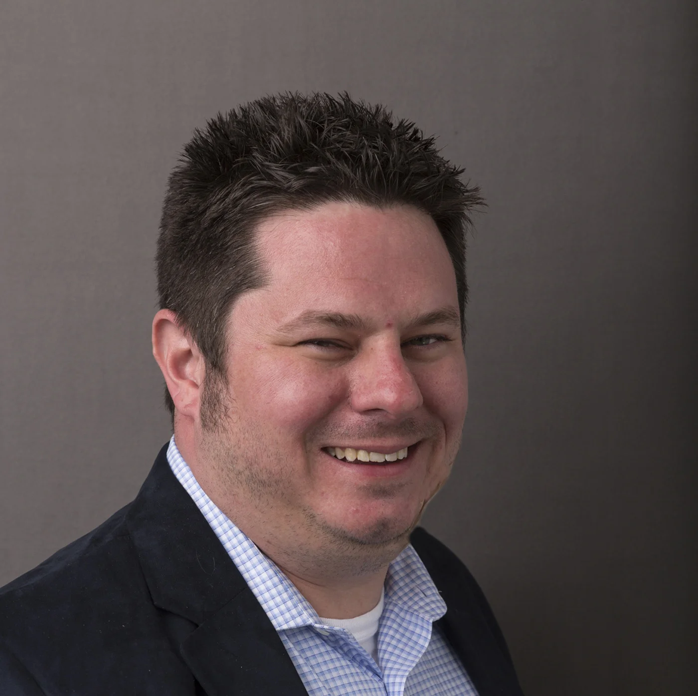 Travis_AprilHeadshots-8244_sq.jpg