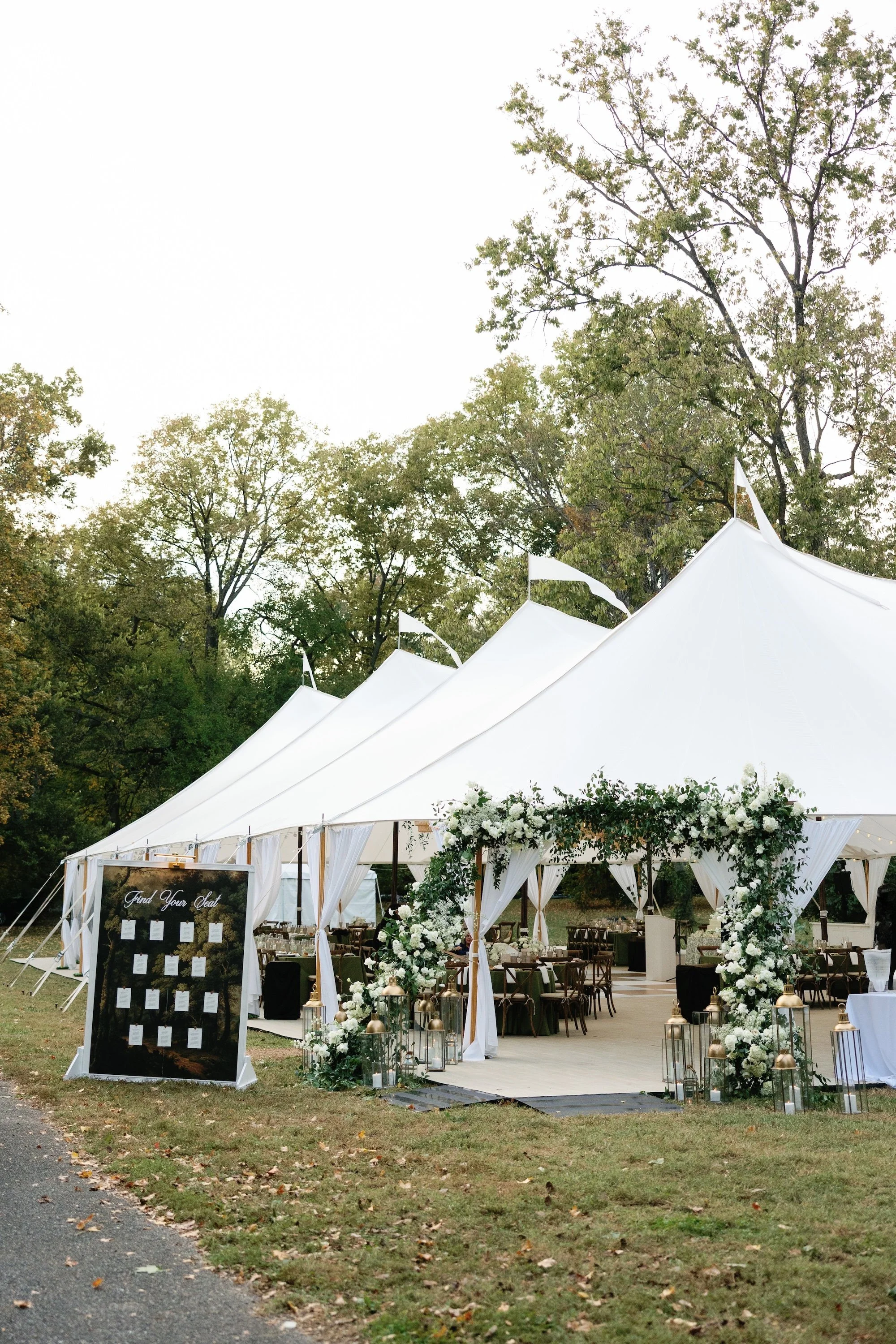 Romantic Outdoor and Indoor Wedding Venue, Louisville Kentucky.JPG