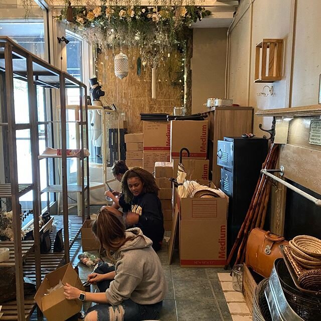 Day 2 Of Packing Out! Bonus To Military Babes... We Know How To Box Up Stuff Quick! Included With Contents And Amounts. Hey, It&rsquo;s A Skill Set. 😜#SteviesOnHay #downtownfayettevillenc #downtownfaystrong #faylifenc #militaryfamily #boxes #movingo