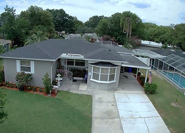 This beautiful home in central Lakeland home got a brand new roof last week. The owners chose darker grey shingles, giving the house a fresh new look.

If you need a professional company to give you a free estimate, call Musick Roofing at 863.904.535