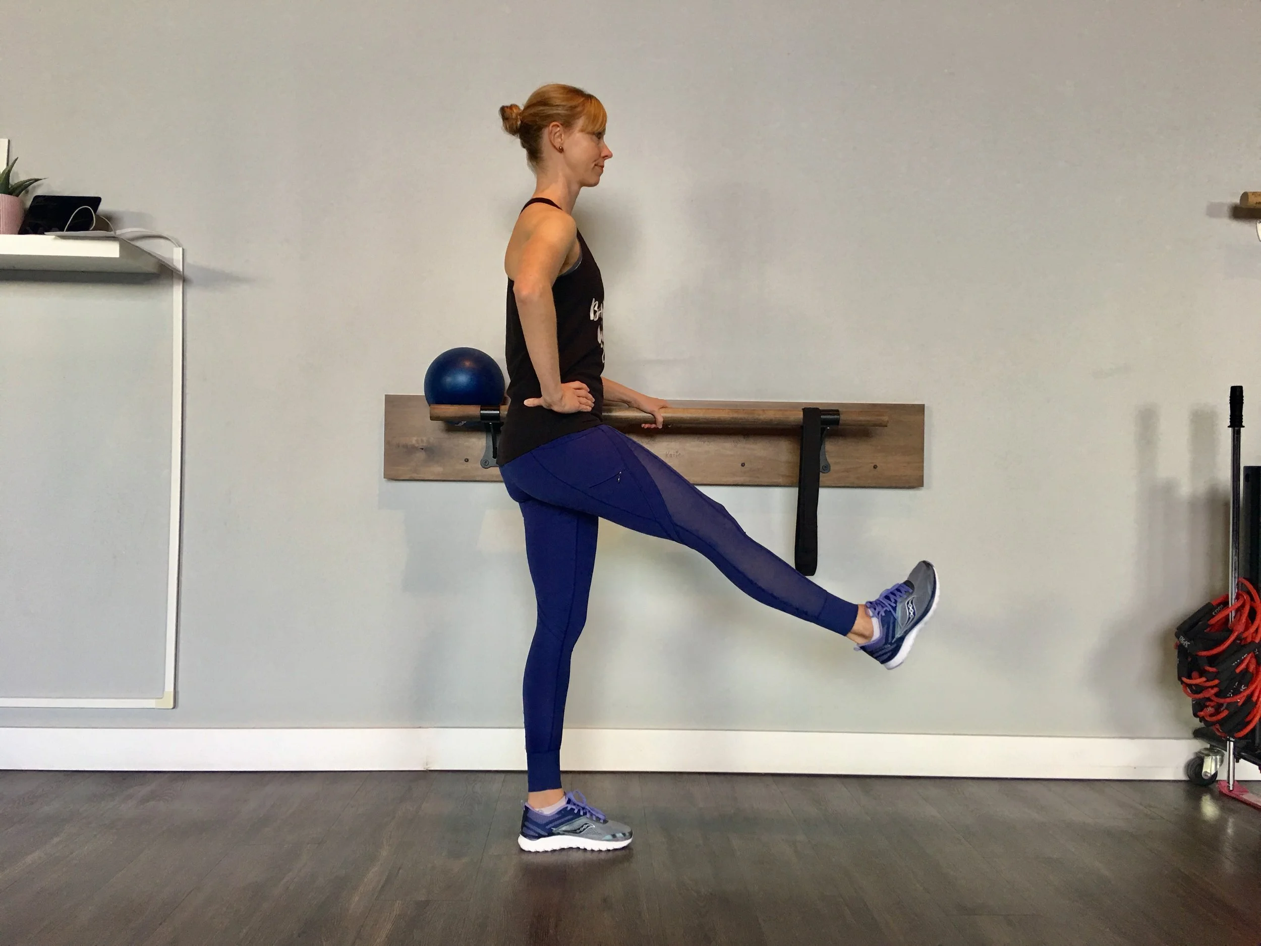 FRONT LEG RAISES FOR THE QUAD — Fifty 5 Fitness