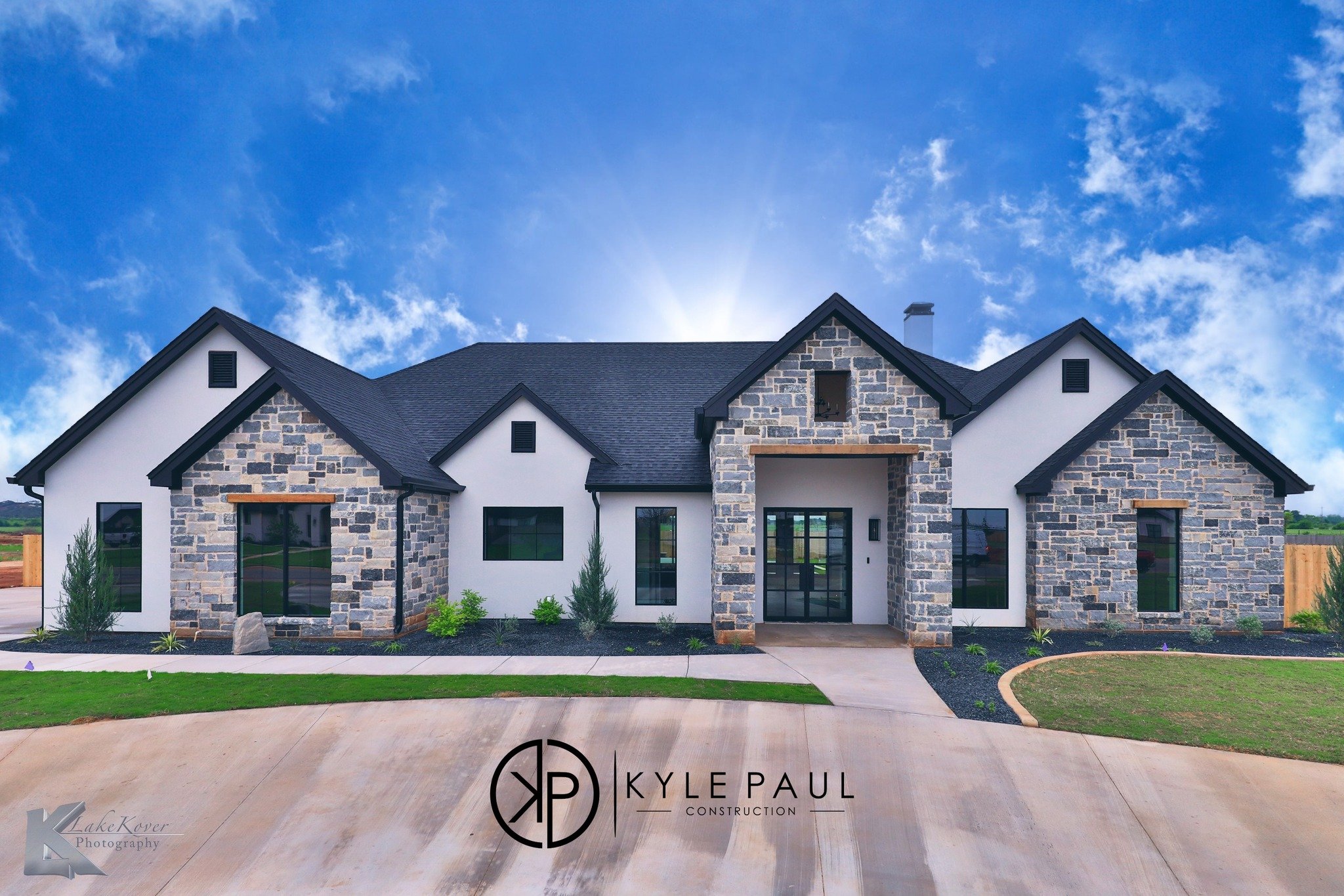 | R E V E A L | Meet Gainesway V. From the very first conversations with the homeowners, it was clear they envisioned a space that seamlessly blended modern design with timeless elegance.  The result is a home that stuns from the outside in, with cle