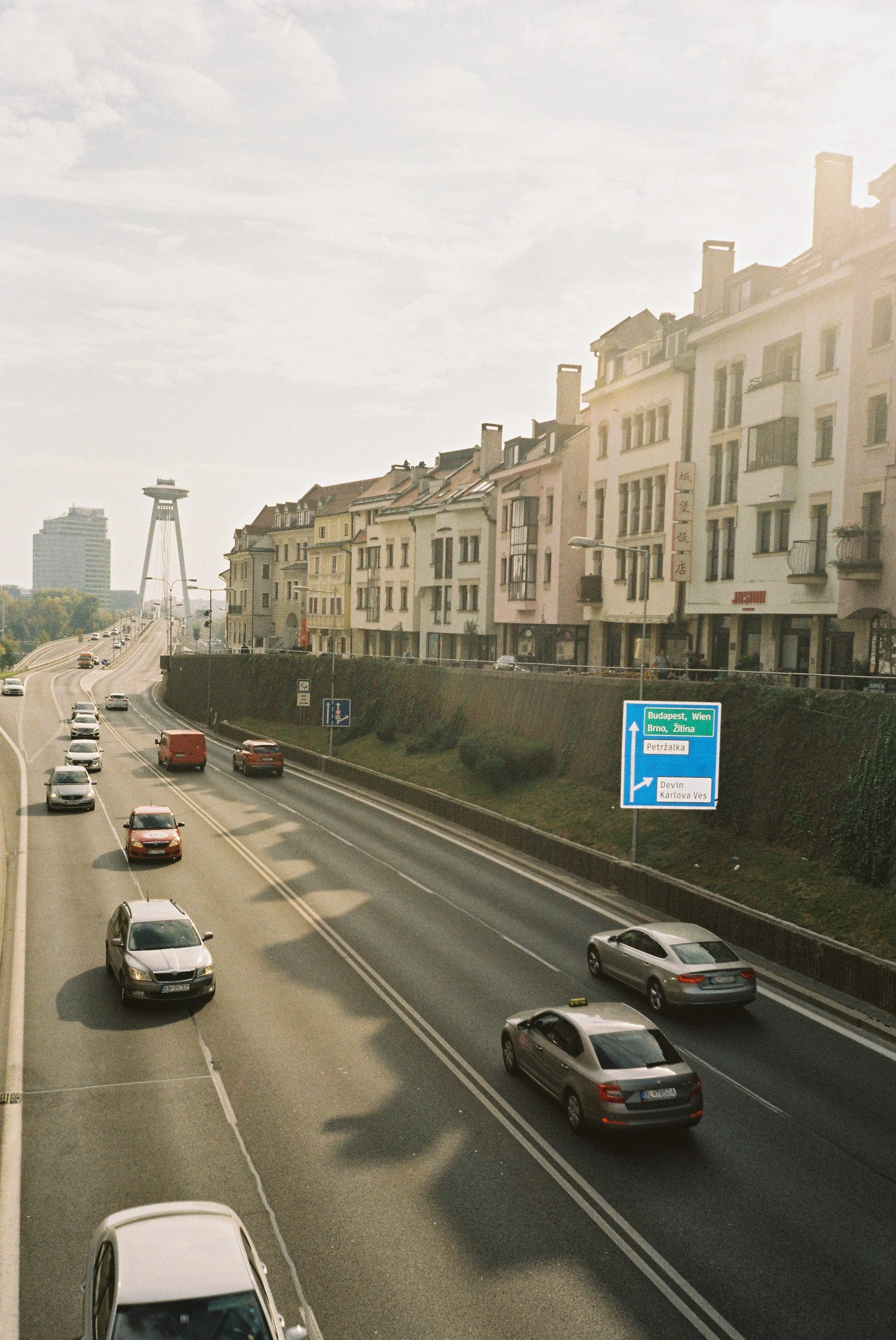 Most SNP/UFO Bridge, Bratislava