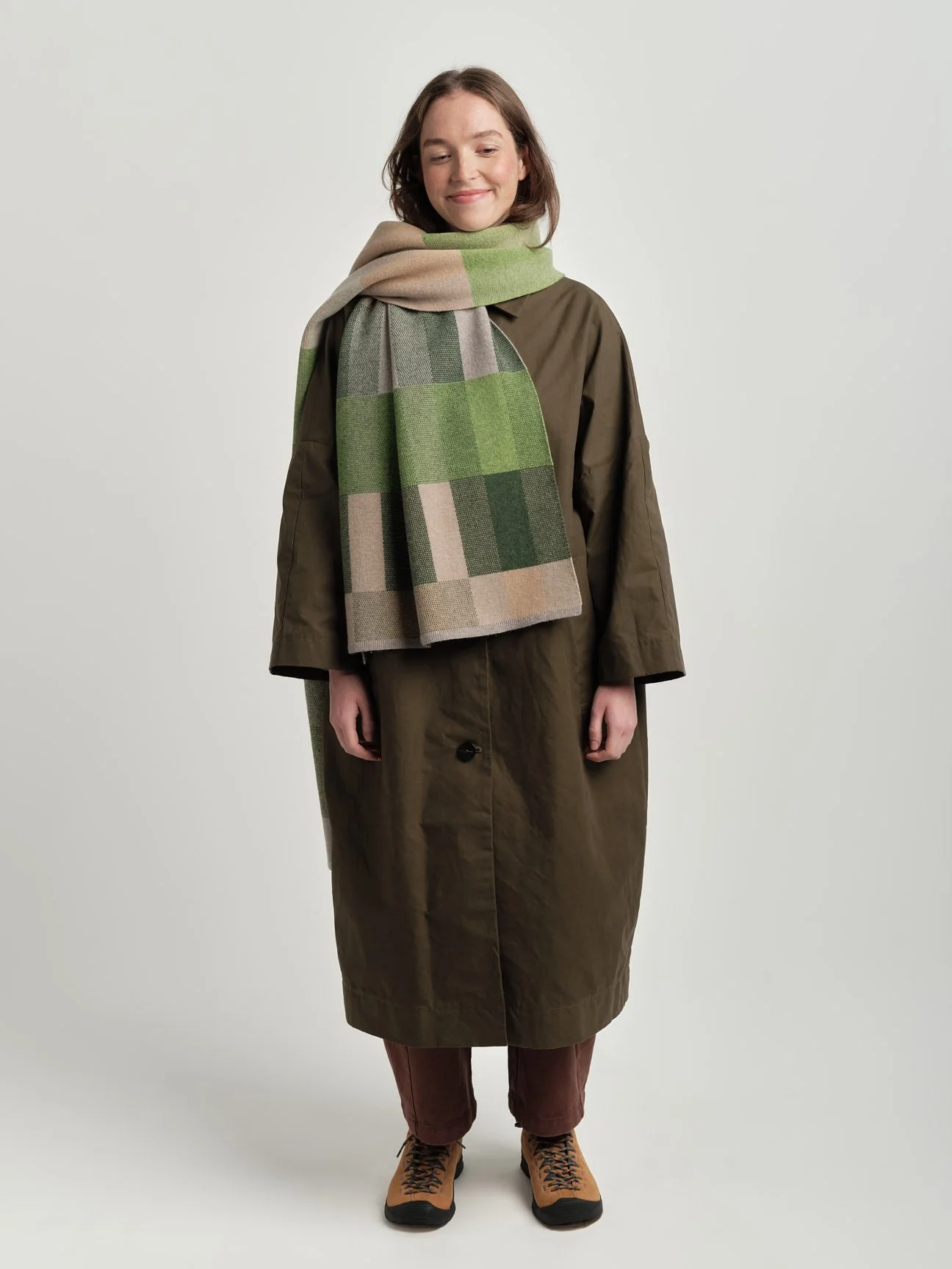 Hilary_Grant_Acre_Scarf_Barley_Green_Eloise_5.jpg