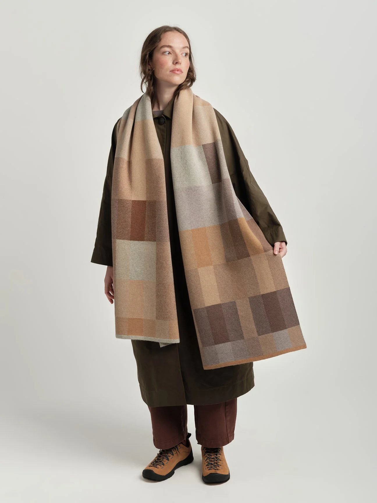 Hilary_Grant_Acre_Scarf_Barley_Hazelnut_Eloise_3.jpg