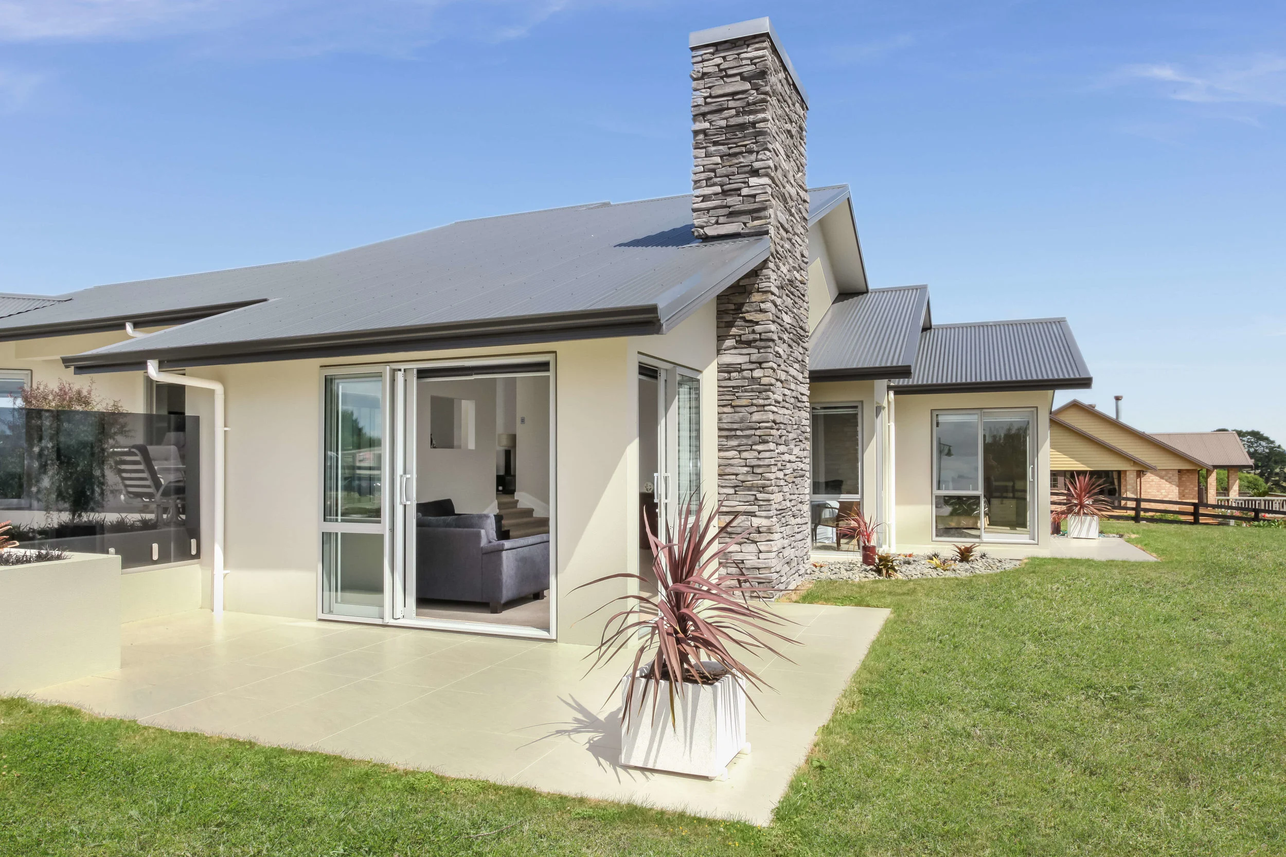 125 McRobbie Road 006.jpg