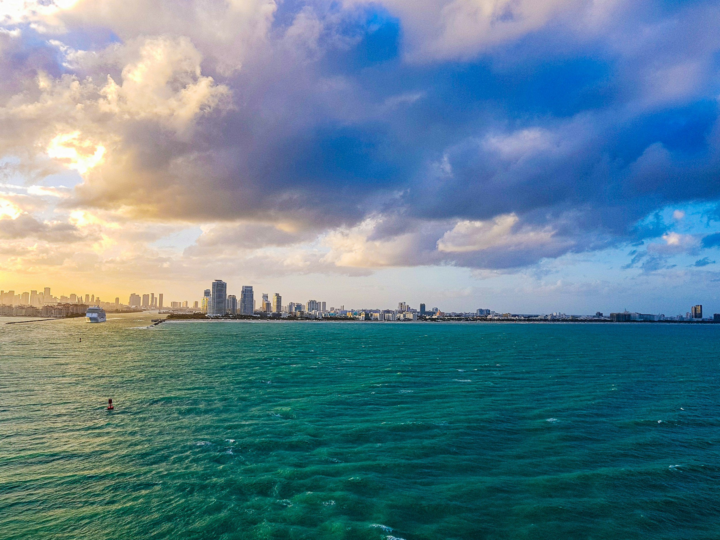 Biscayne Bay by Ahmet Demiroglu