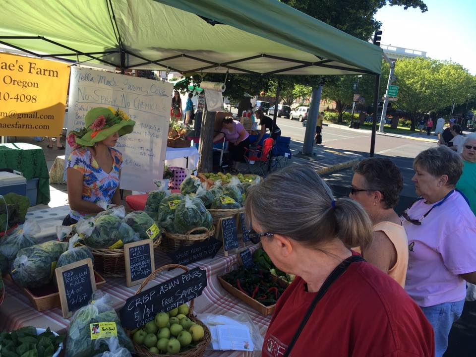 Farmers Market 2.jpg