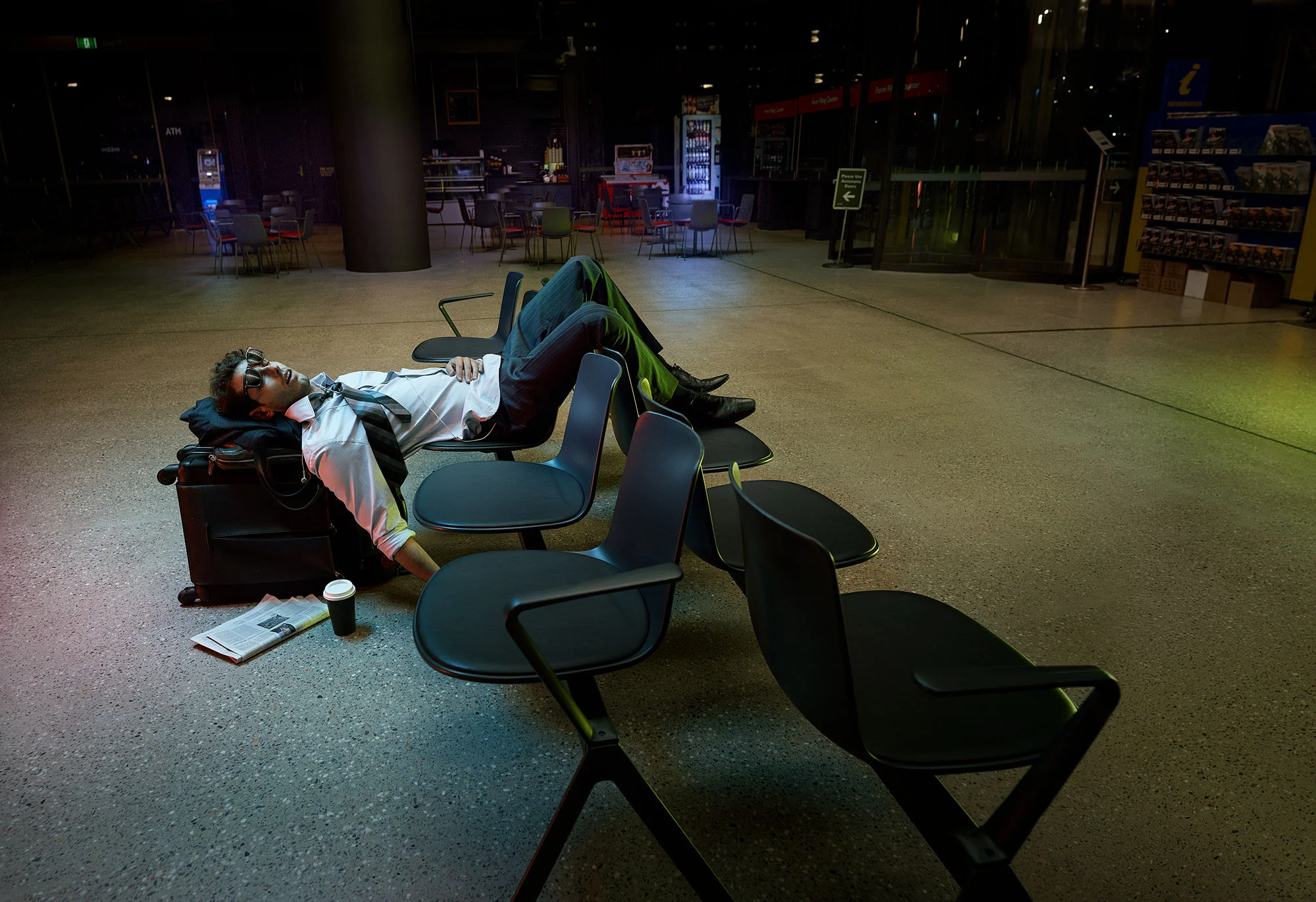 Hotel-Q-Benchseat-V4.jpg