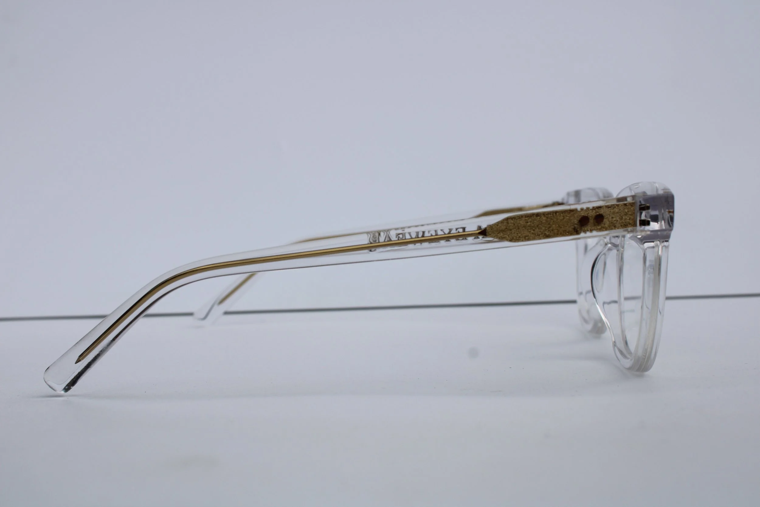 DEmi crystal (4).JPG