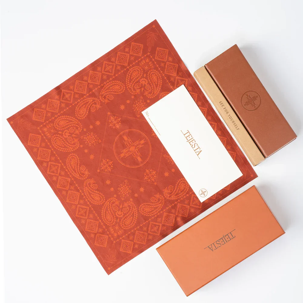 TEJ box & cloth.webp