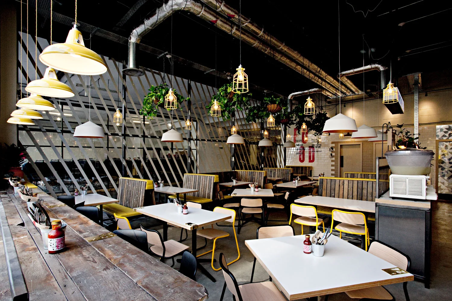 Large and medium white Circus pendant by Corinna Warm for Studio Warm at Thomasina Miers DF/Mexico