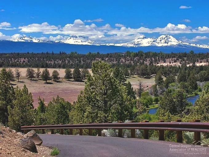 deschutes-river-ranch-aerial-4.jpg