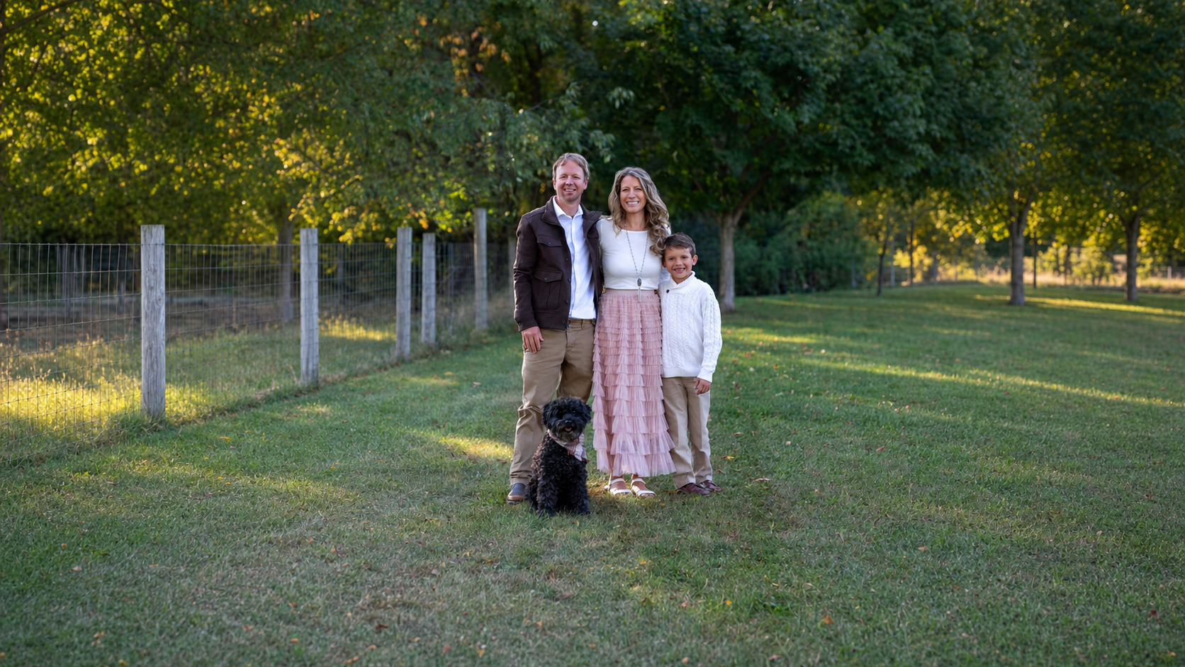 aroundthebend-family-wide.png